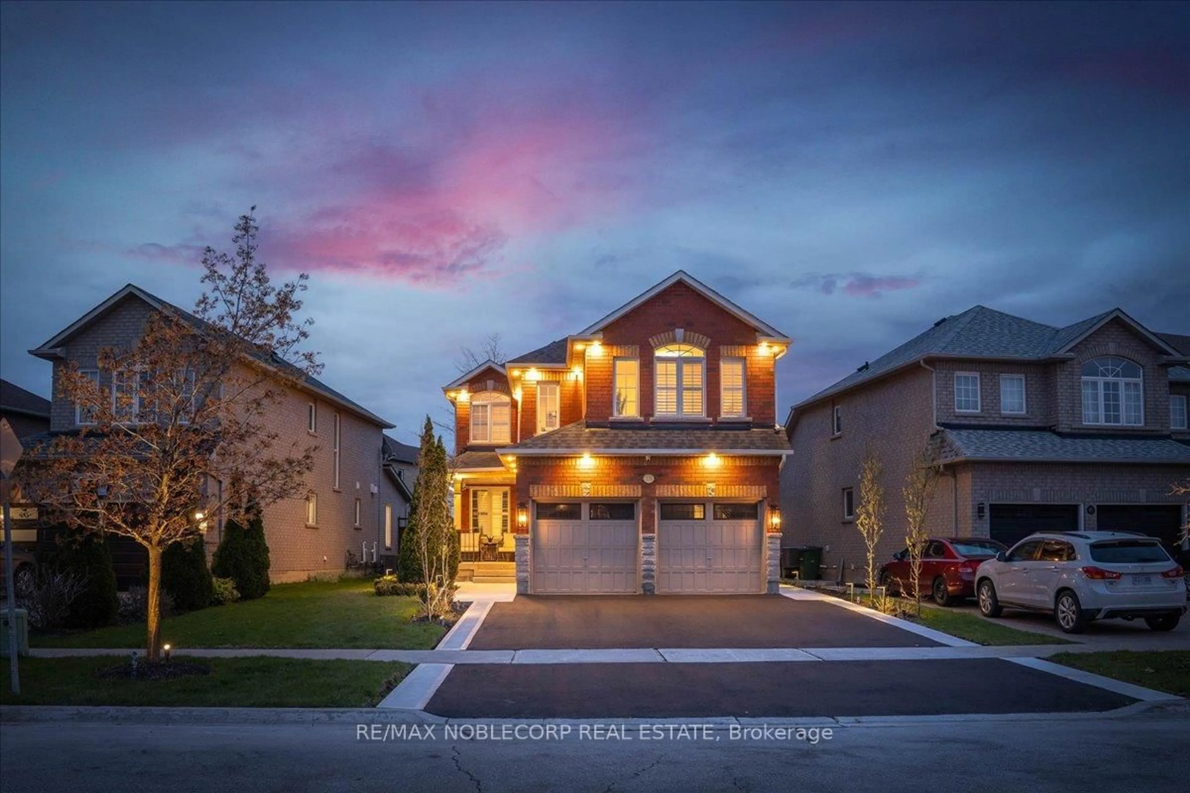 Home with brick exterior material, street for 338 Ellwood Dr, Caledon Ontario L7E 2G6