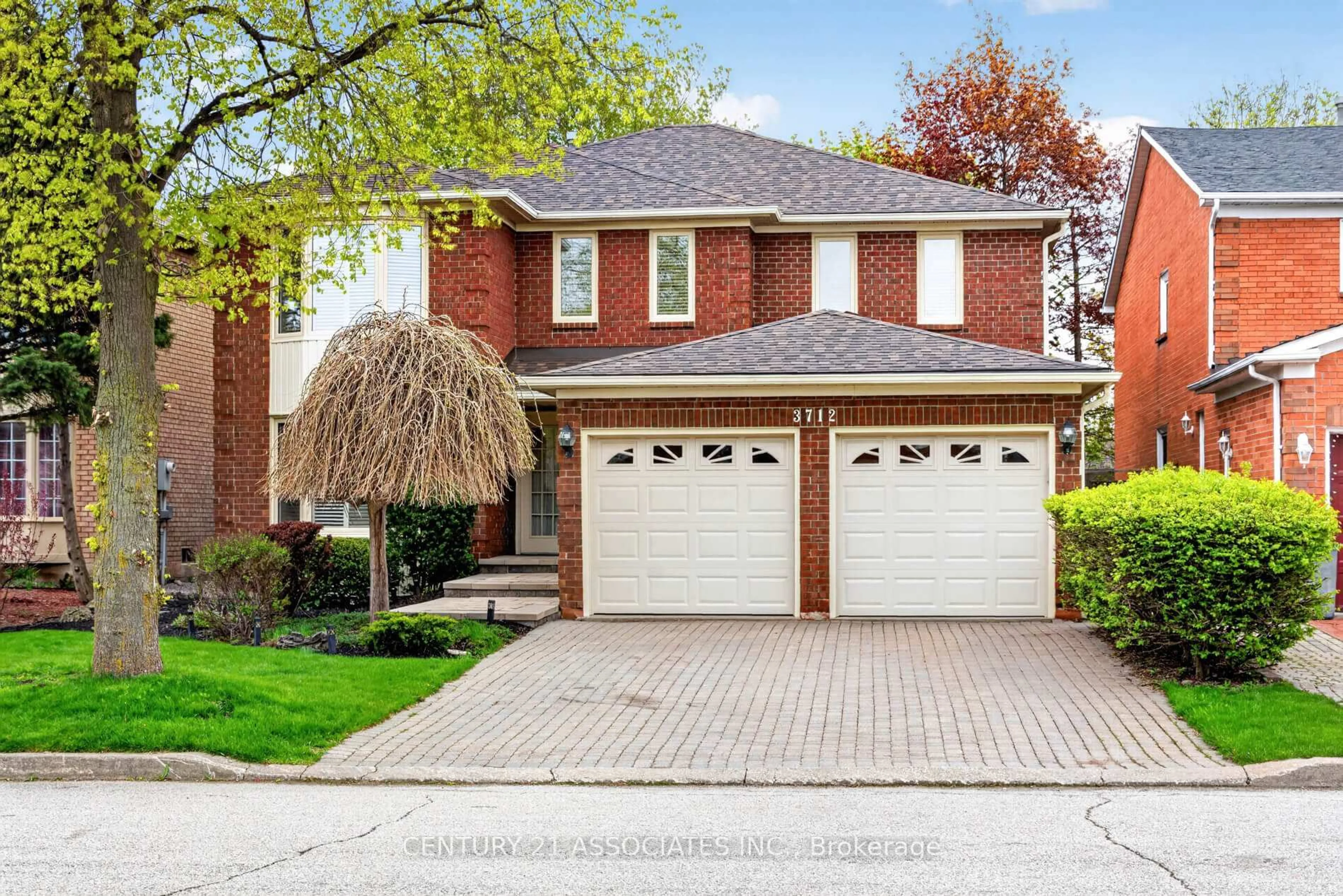 Home with brick exterior material, street for 3712 Ketchum Crt, Mississauga Ontario L5L 4S4