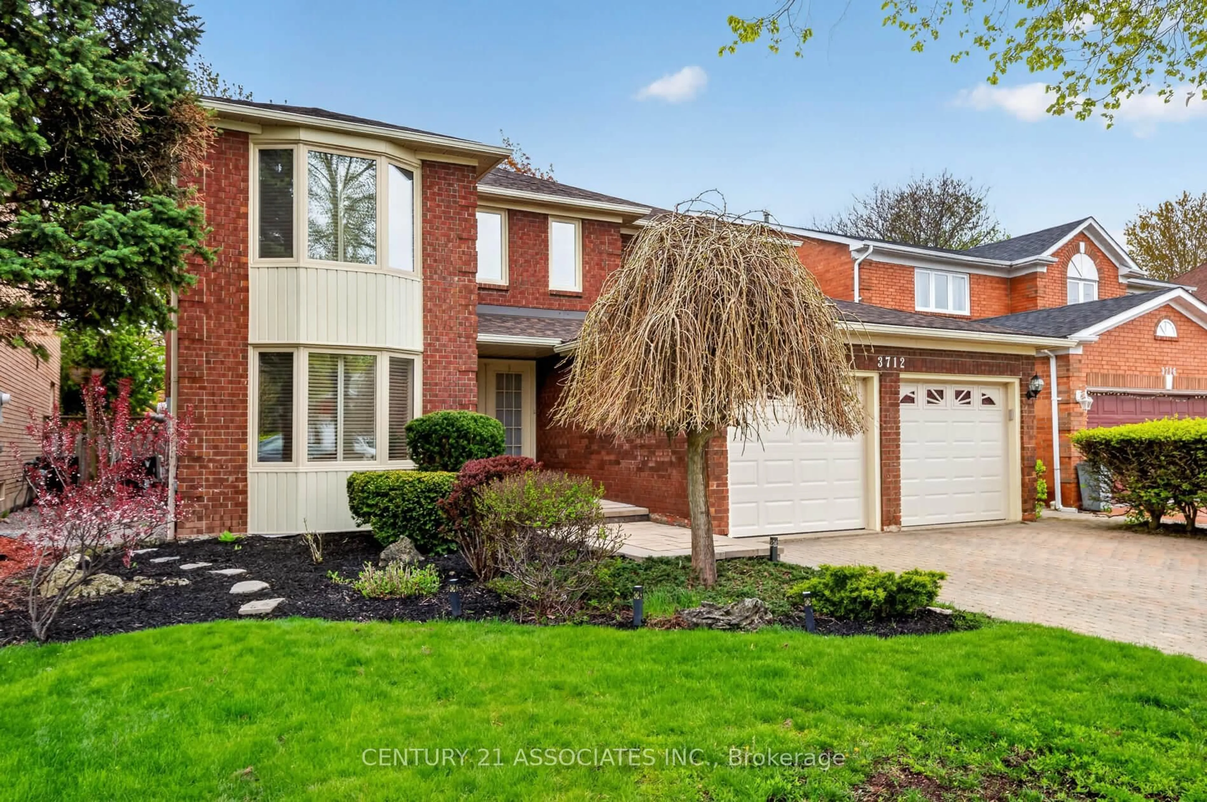Home with brick exterior material, street for 3712 Ketchum Crt, Mississauga Ontario L5L 4S4