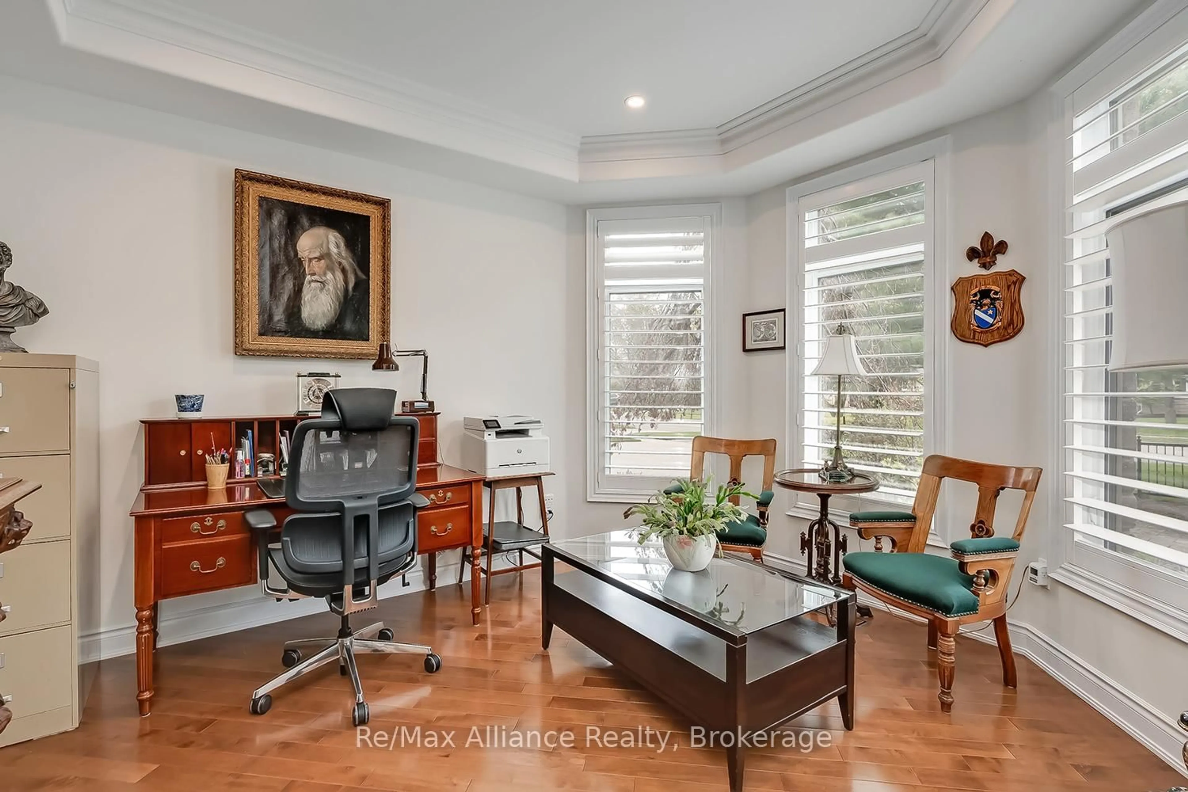 Unknown for 203 Burloak Dr, Oakville Ontario L6L 6T6