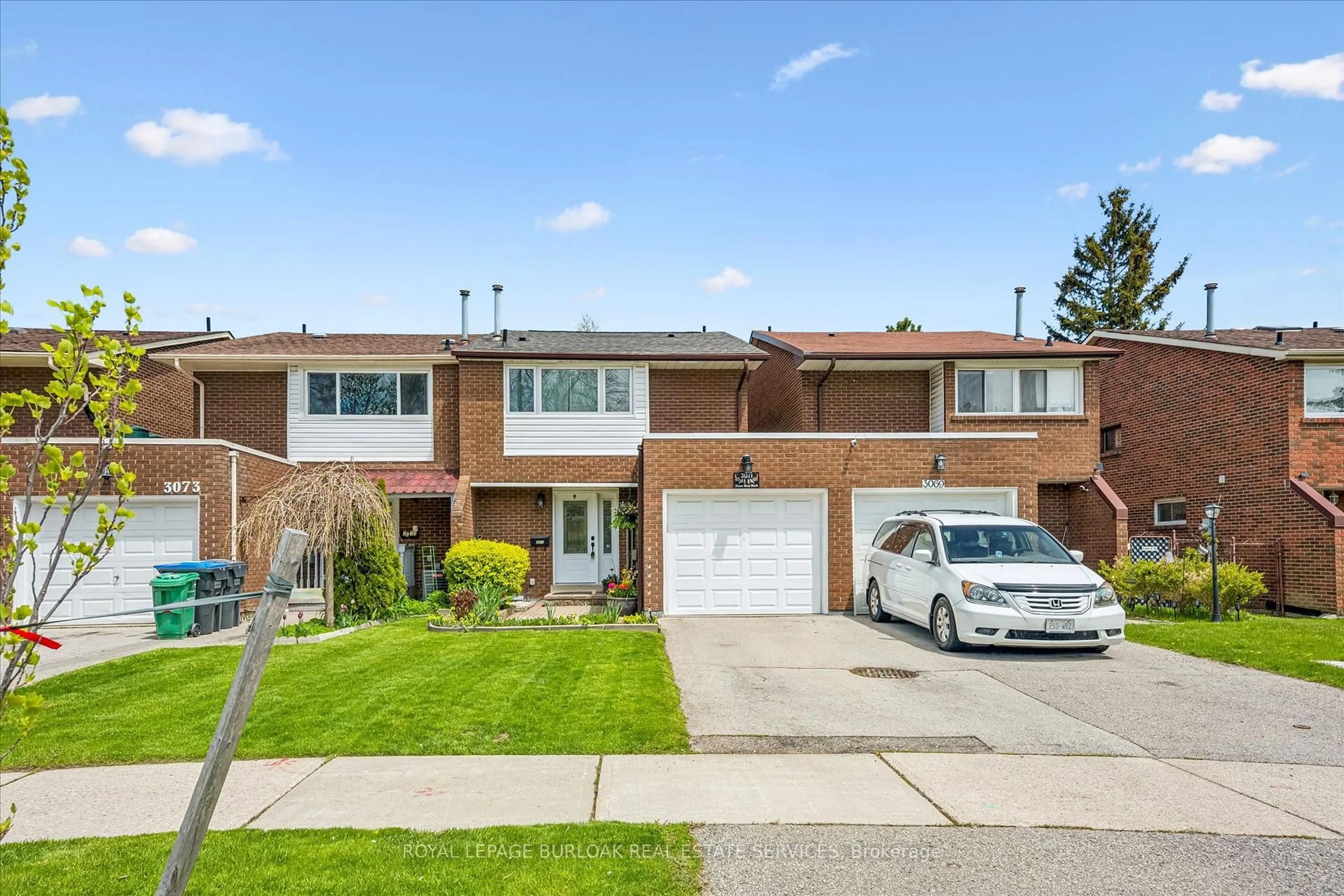 Home with brick exterior material, street for 3071 Haines Rd, Mississauga Ontario L4Y 4B2