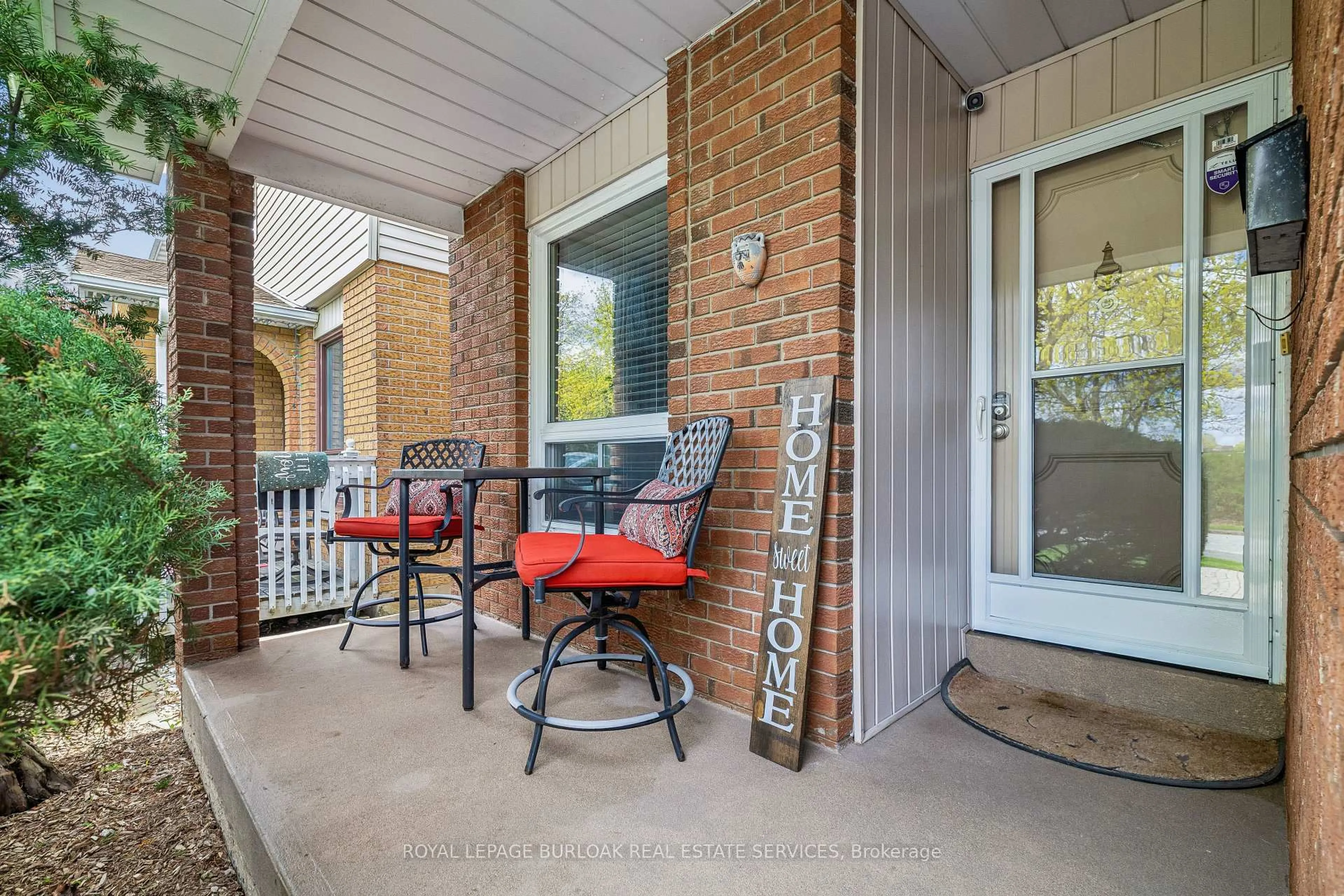 Patio, street for 21 Lionshead Lookout, Brampton Ontario L6S 3X2