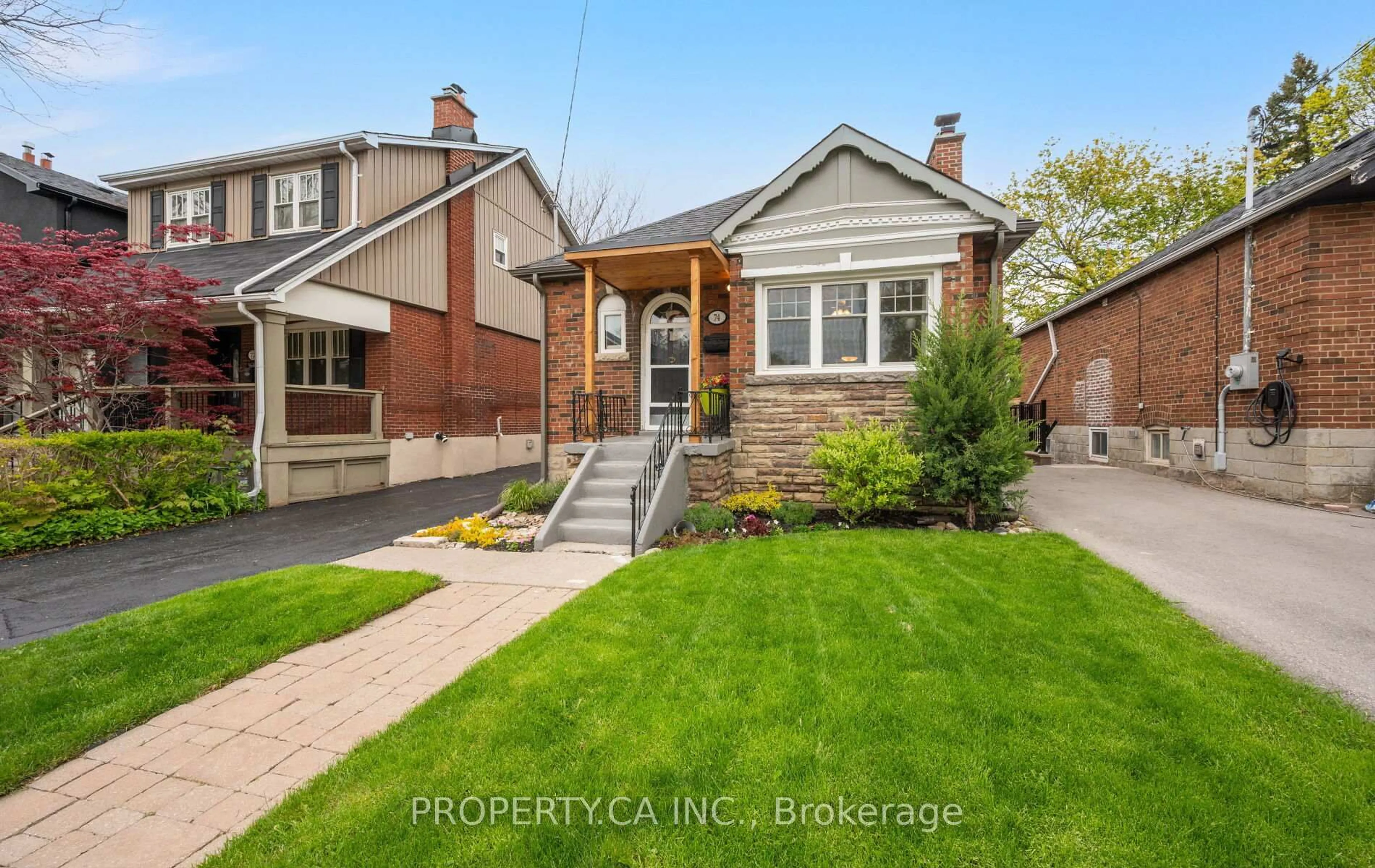 Home with brick exterior material, street for 74 William St, Toronto Ontario M9N 2G7