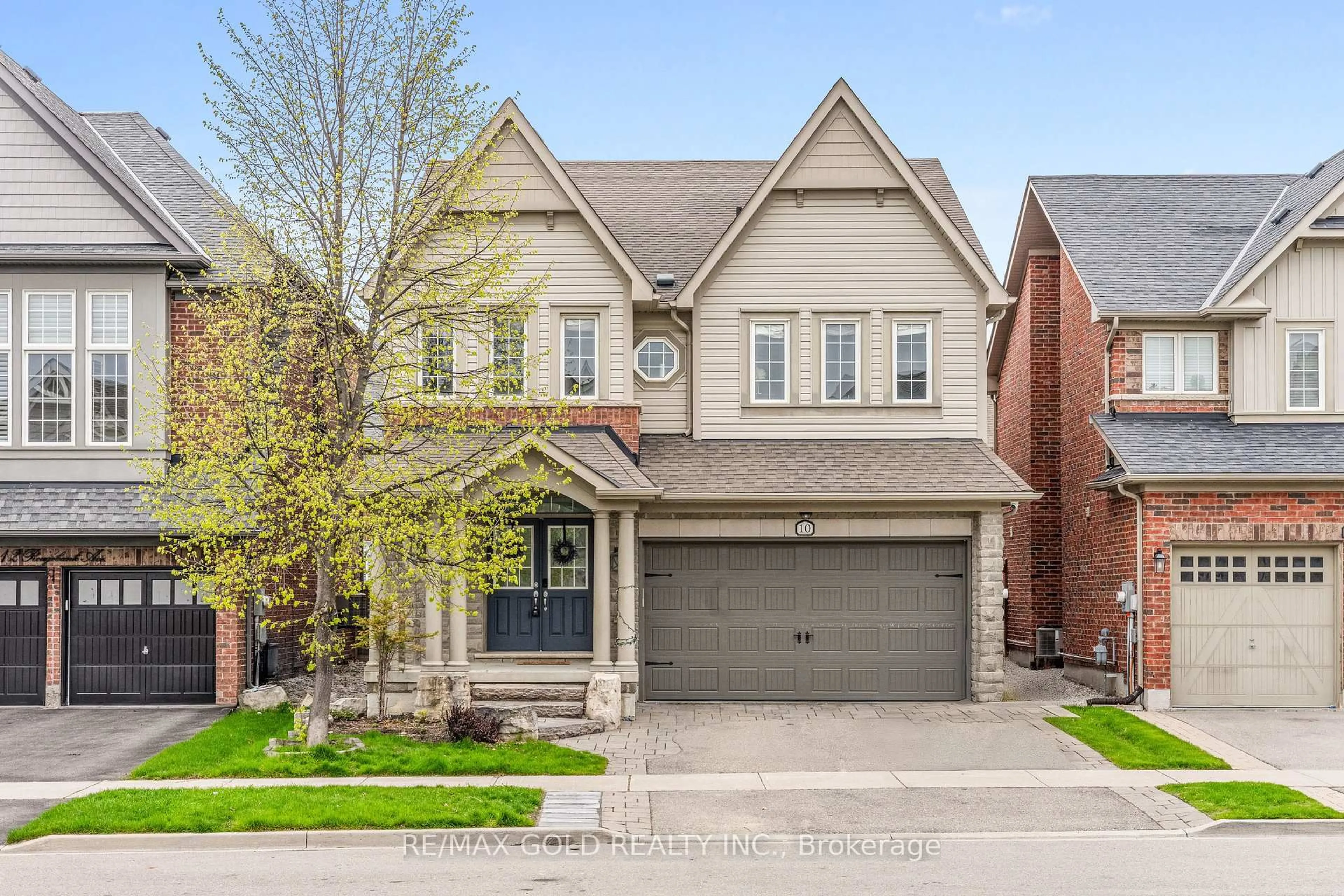 Home with brick exterior material, street for 10 Rougebank Ave, Caledon Ontario L7C 3V1