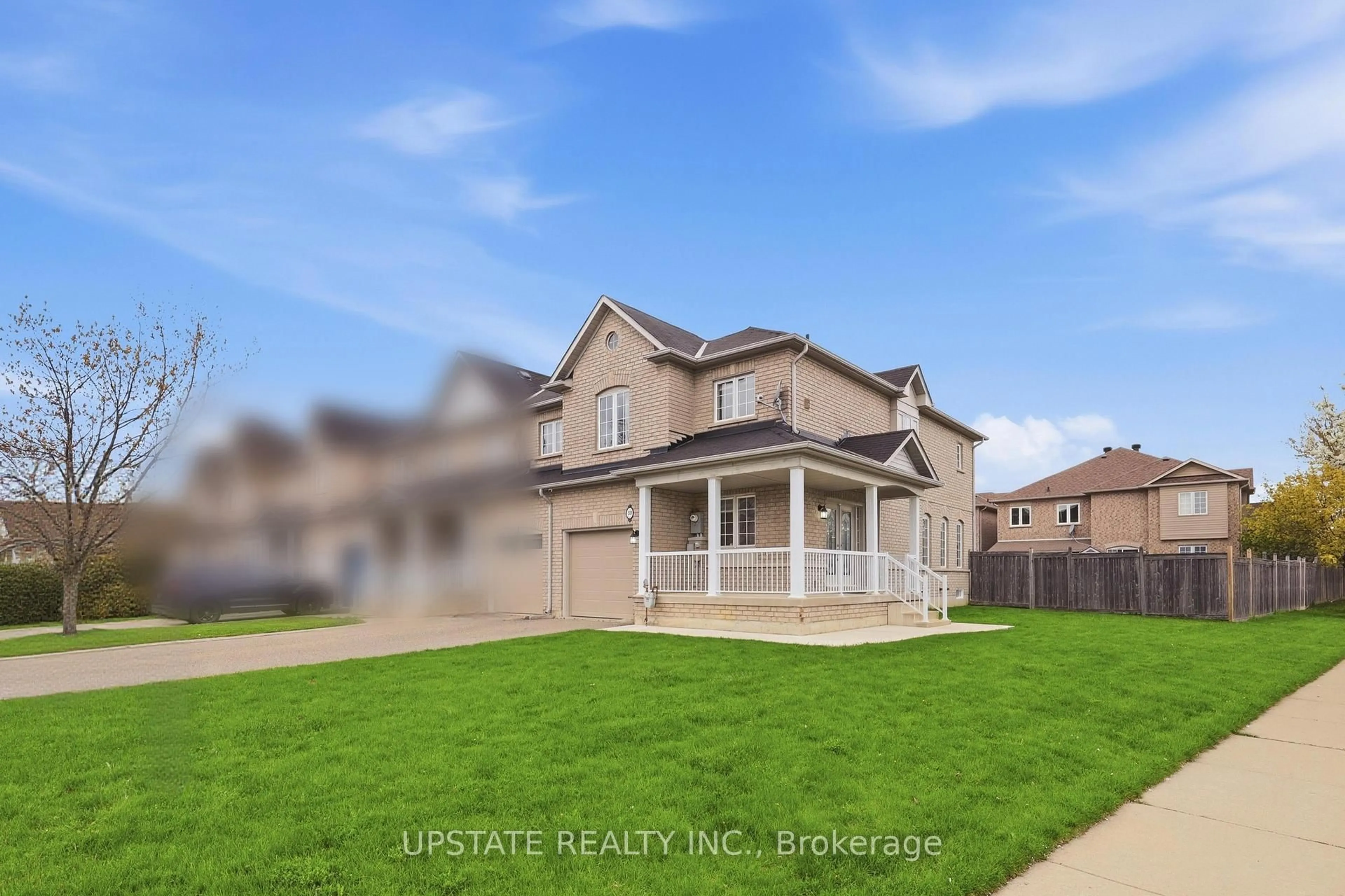 Home with vinyl exterior material, street for 30 Copperfield Rd, Brampton Ontario L6Z 0C9