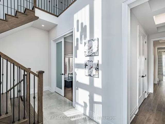 1339 Pellican Pass, Oakville 4