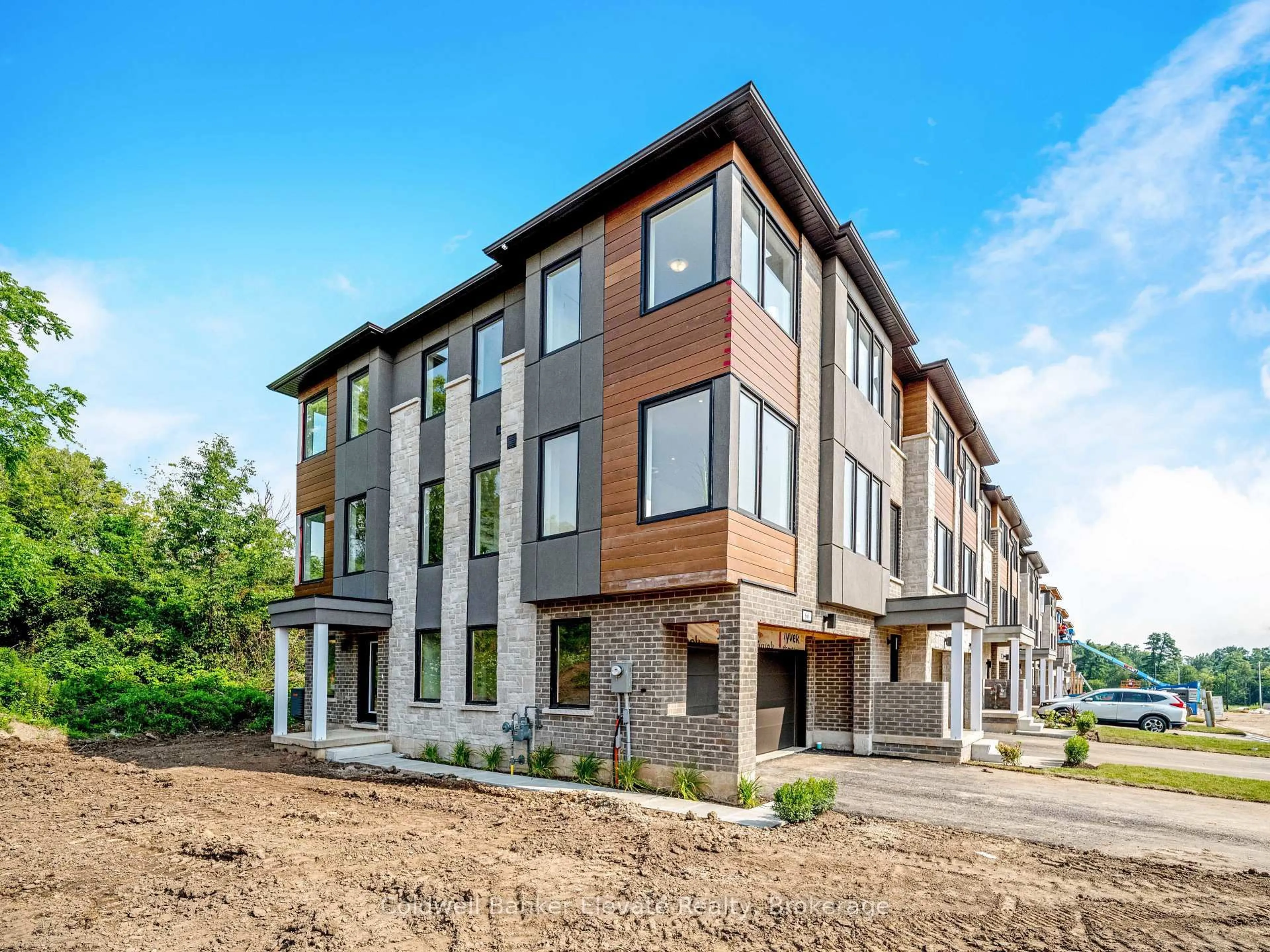 Home with brick exterior material, street for 66 Windtree Way, Halton Hills Ontario L7G 0P6