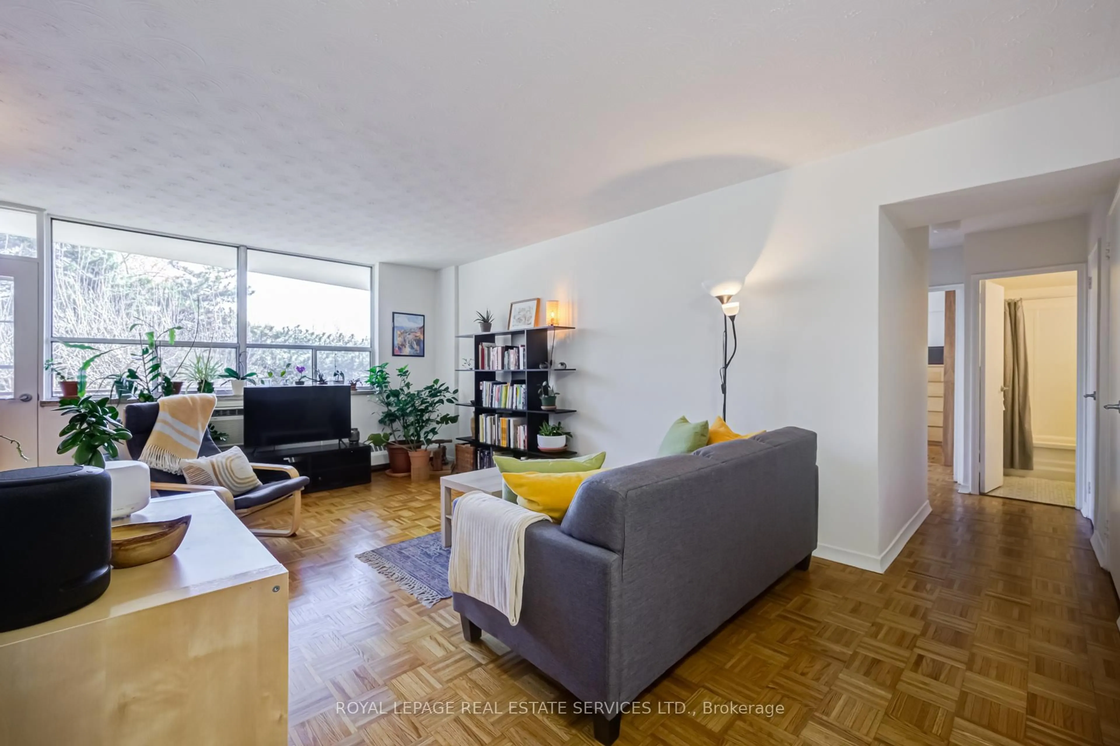 Living room with furniture, unknown for 100 Coe Hill Dr #303, Toronto Ontario M6S 3E1