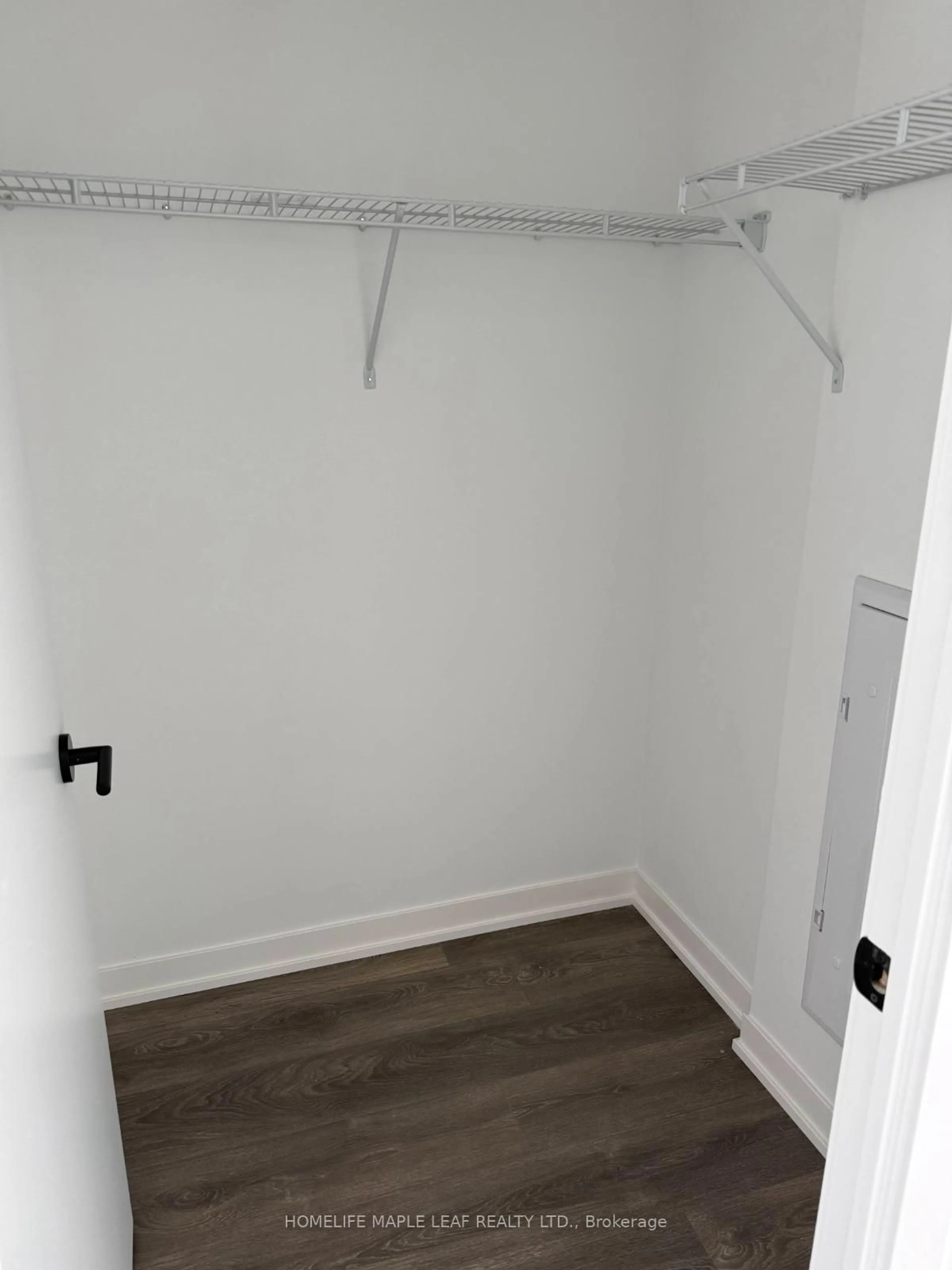 A pic of a room for 4878 Power Common #1002, Burlington Ontario L7M 0W7