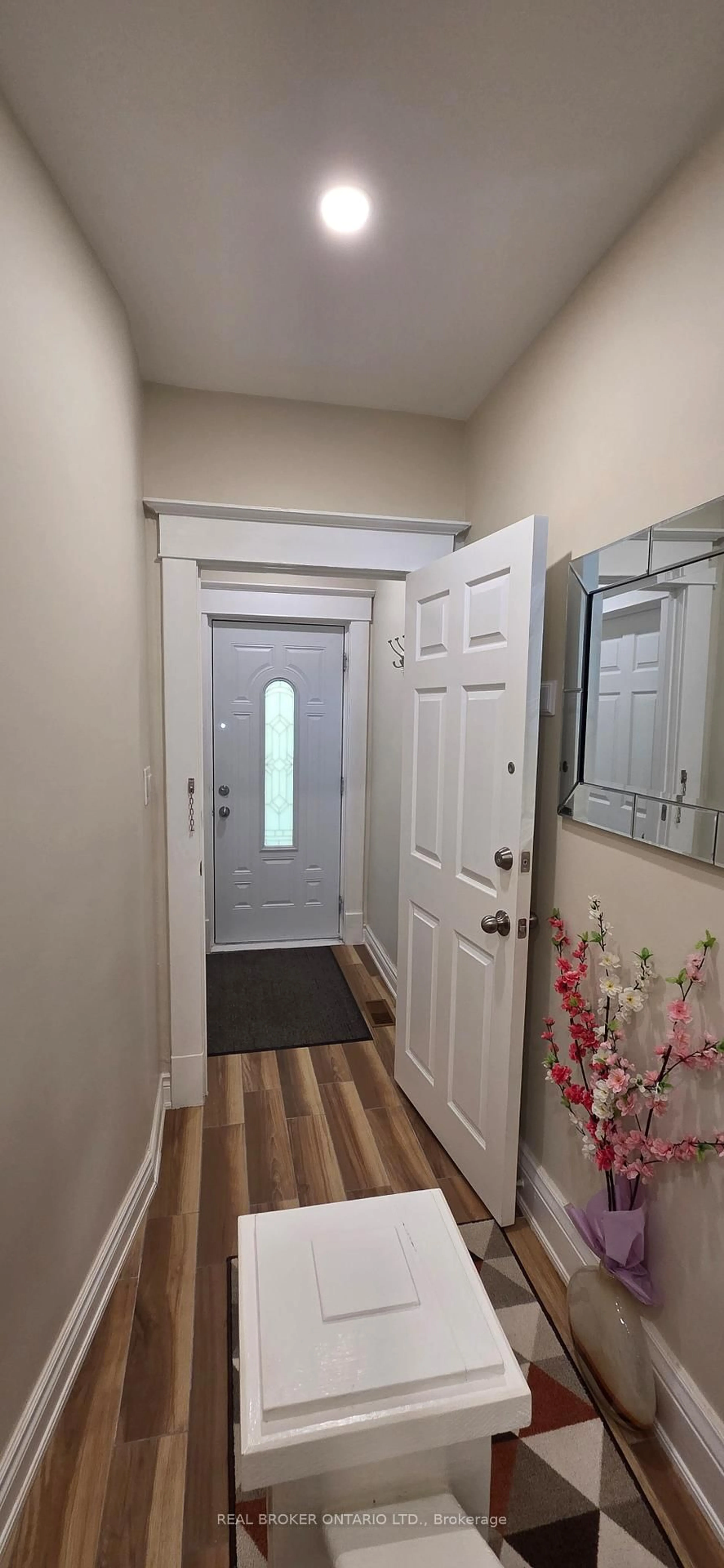 Indoor entryway for 17 Howard Park Ave, Toronto Ontario M6R 1V3