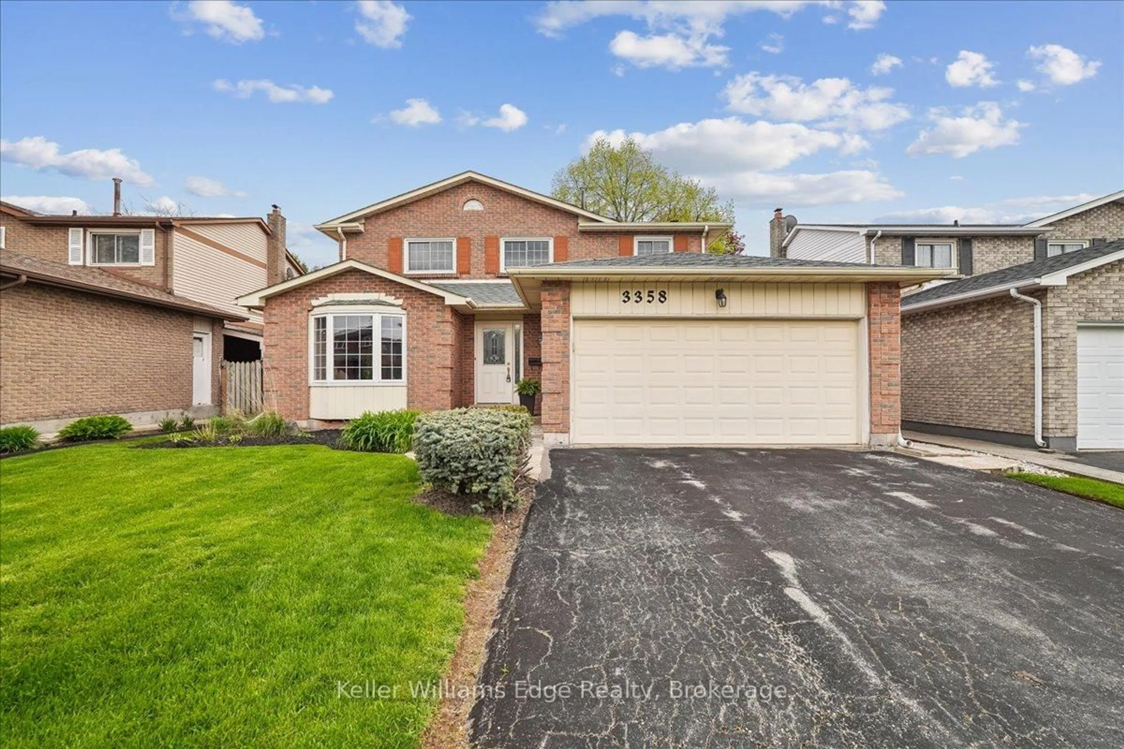 Home with brick exterior material, street for 3358 Palmer Dr, Burlington Ontario L7M 1Y9