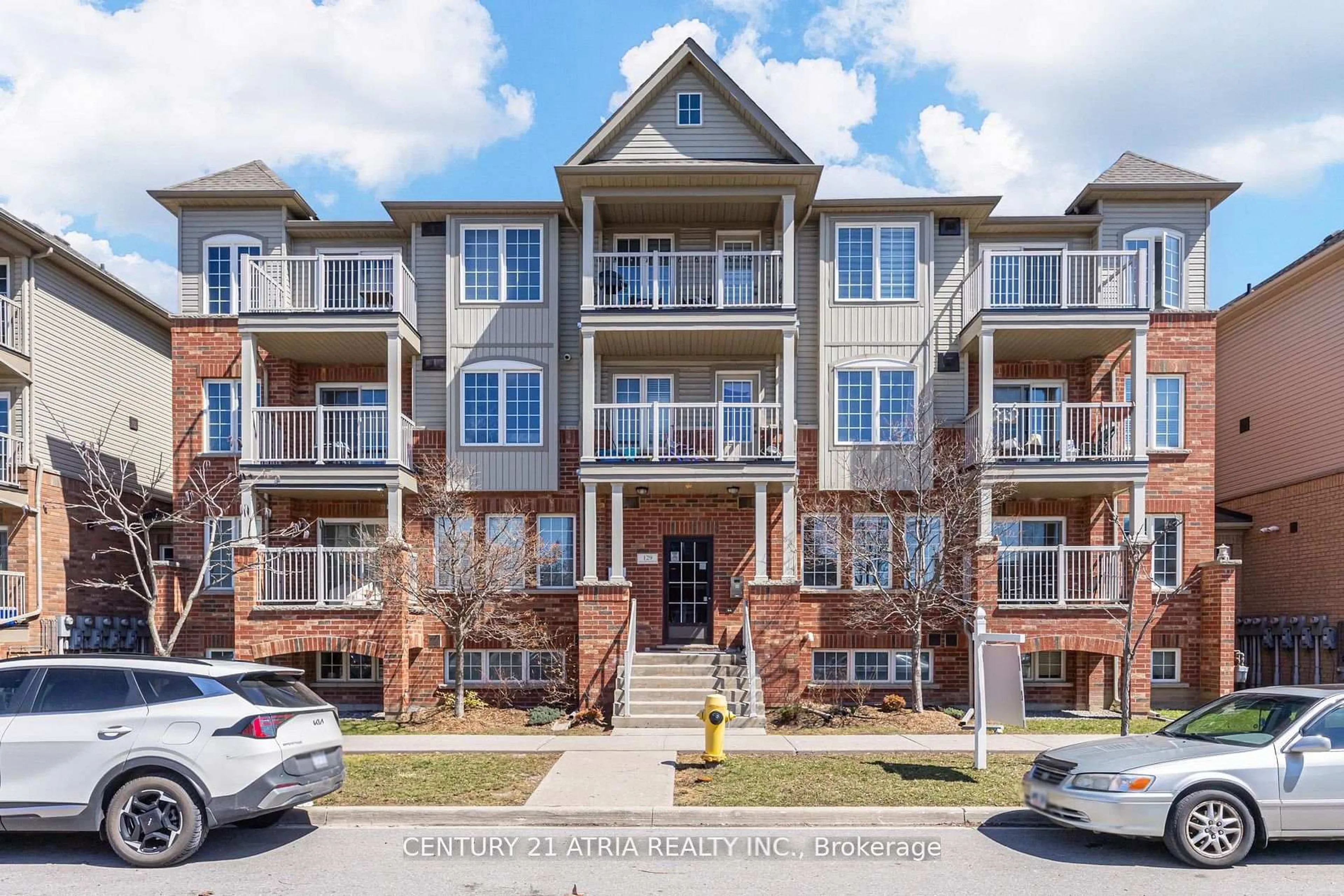 A pic from outside/outdoor area/front of a property/back of a property/a pic from drone, unknown for 129 Isaac Devins Blvd #5, Toronto Ontario M9M 0C4