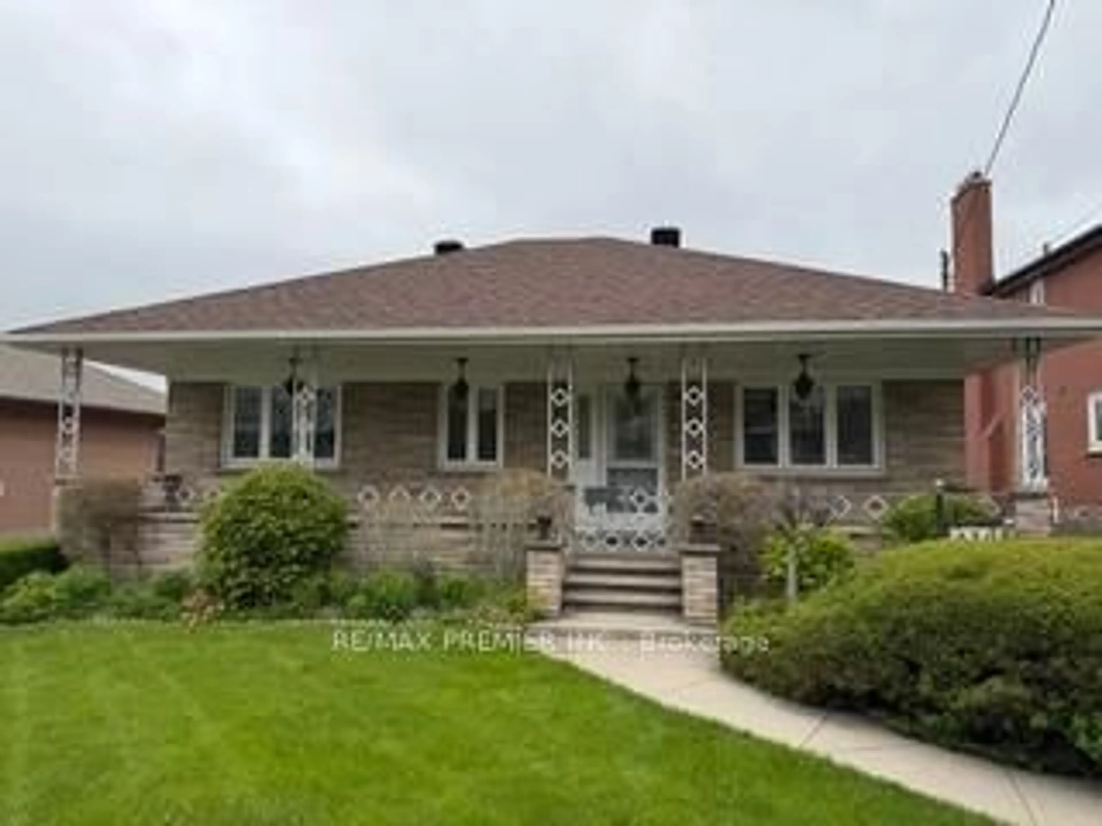 Unknown for 436 Rustic Rd, Toronto Ontario M6L 1W9