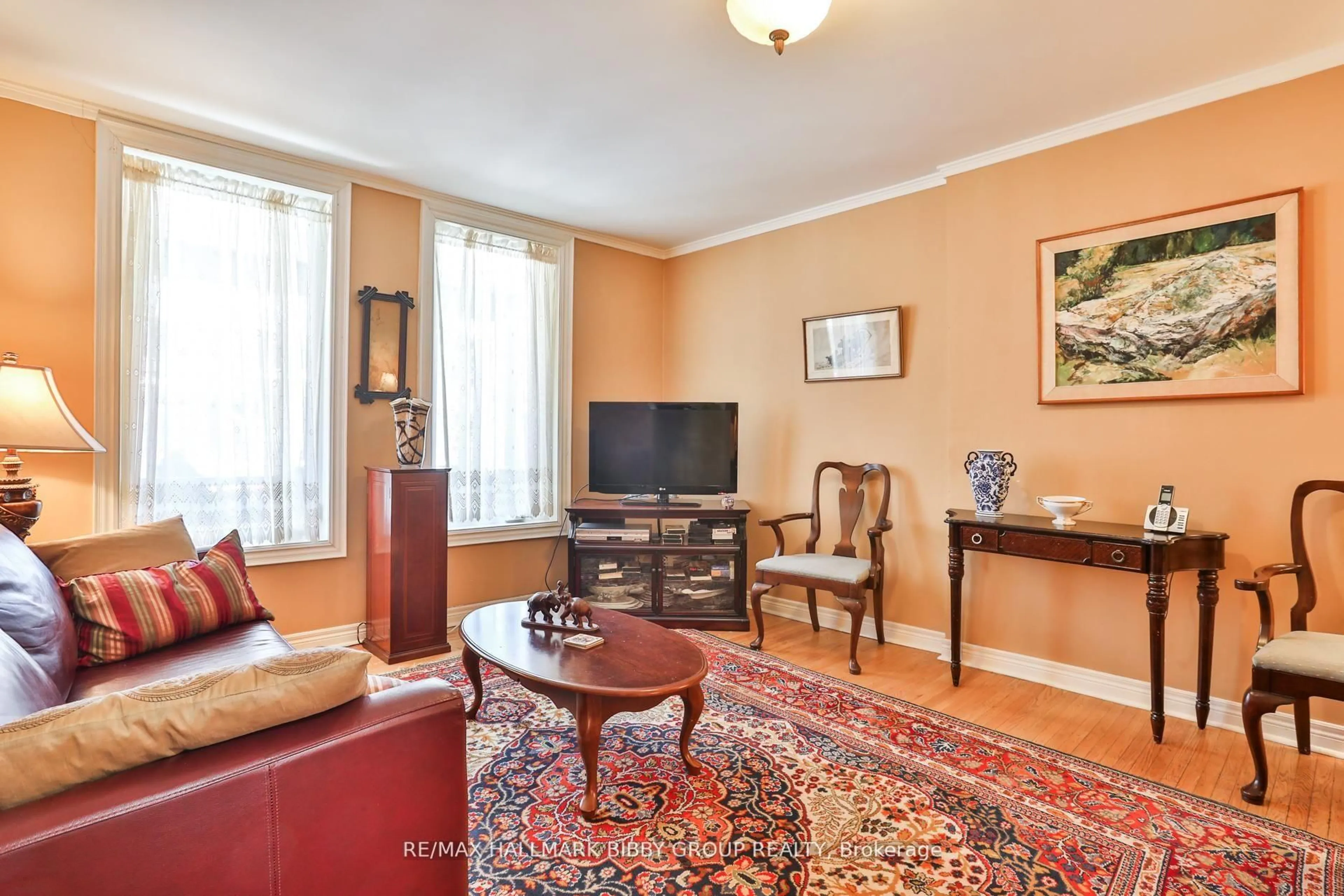Unknown for 98 Fuller Ave, Toronto Ontario M6R 2C5
