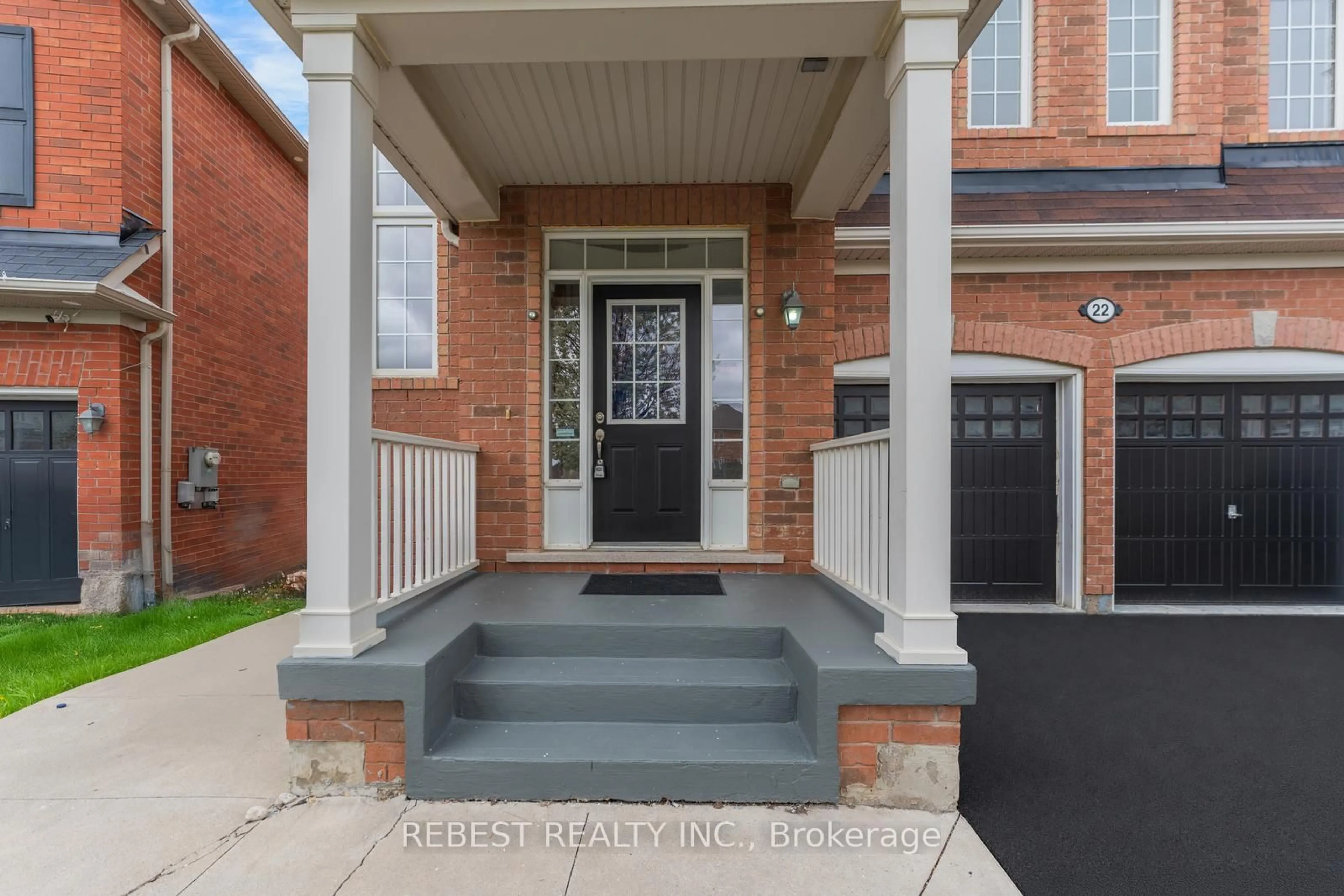 Unknown for 22 Birch Tree Tr, Brampton Ontario L6P 3M8