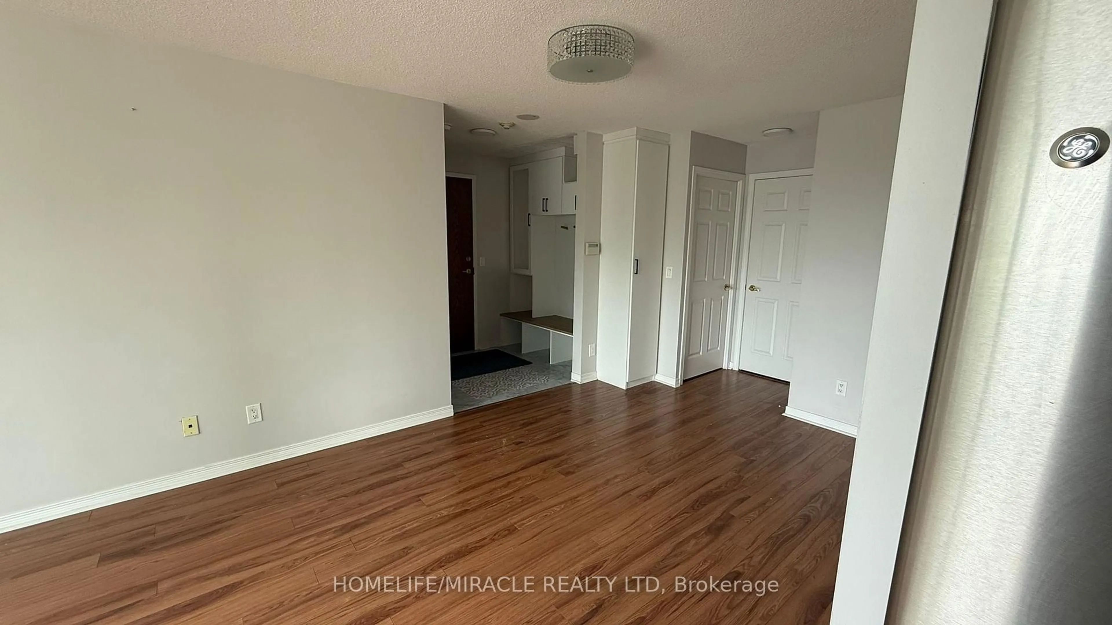Unknown for 4889 Kimbermount Ave #203, Mississauga Ontario L5M 7R9