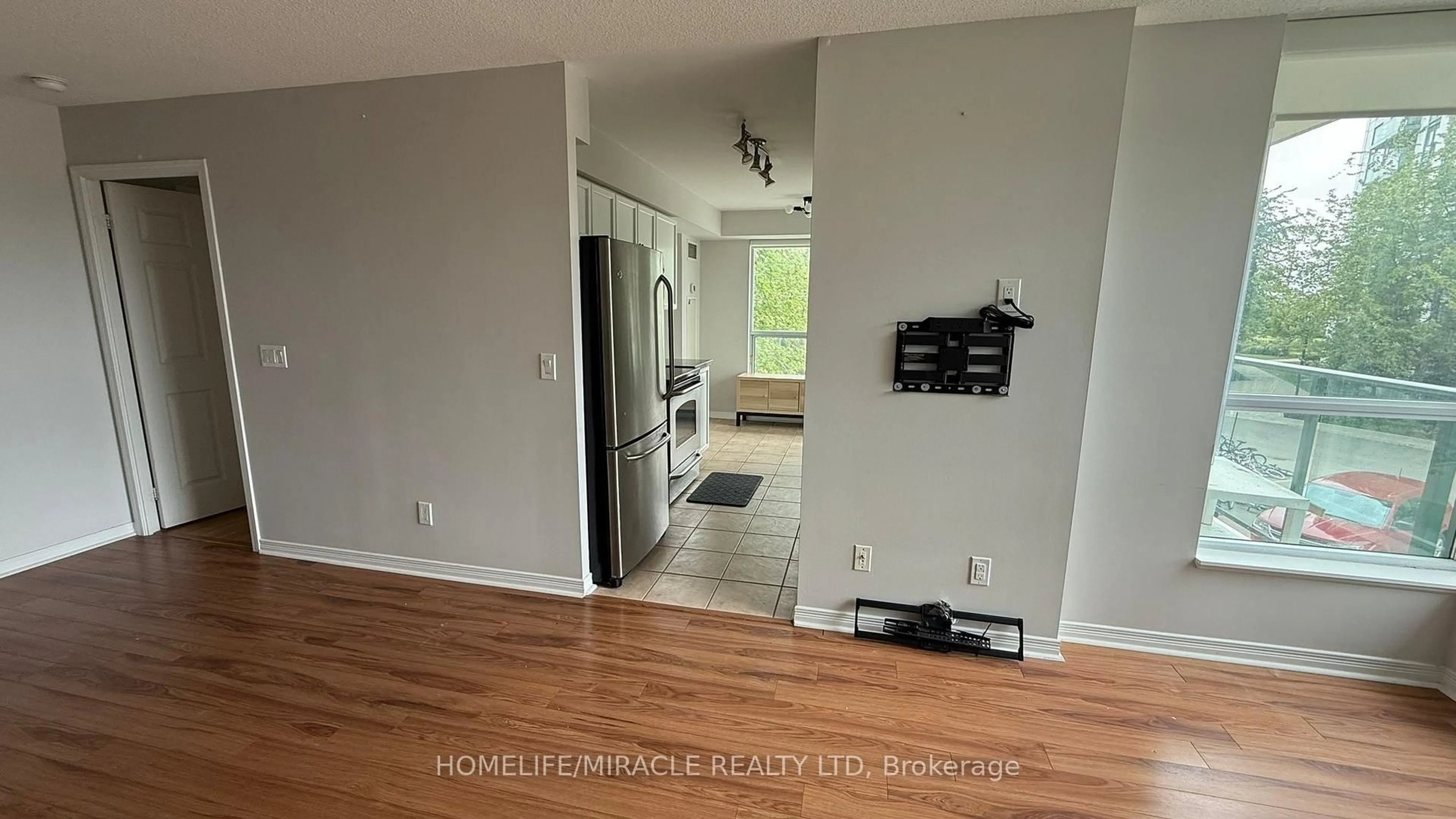 Unknown for 4889 Kimbermount Ave #203, Mississauga Ontario L5M 7R9