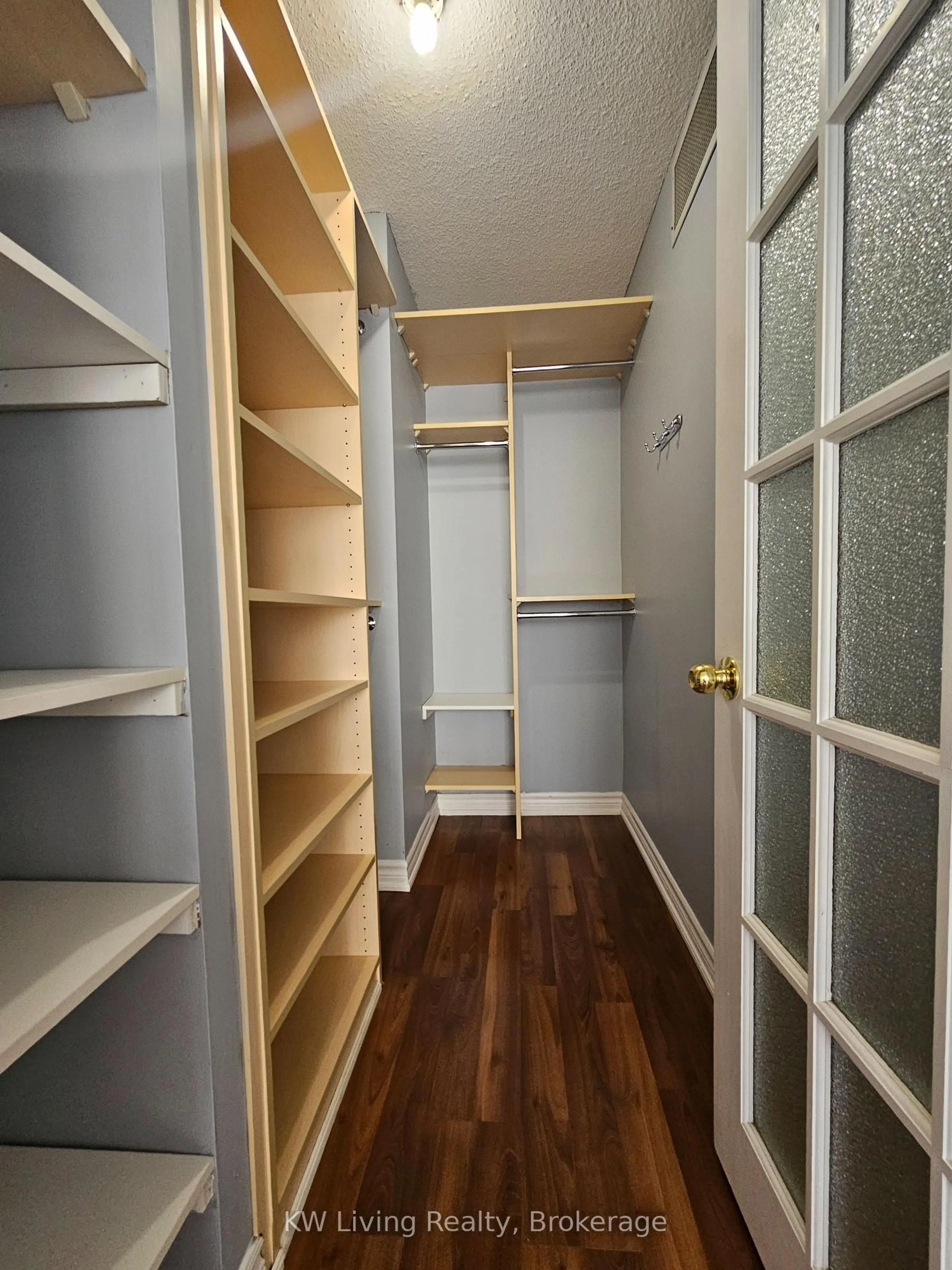 Unknown for 265 Enfield Pl #1502, Mississauga Ontario L5B 3Y7