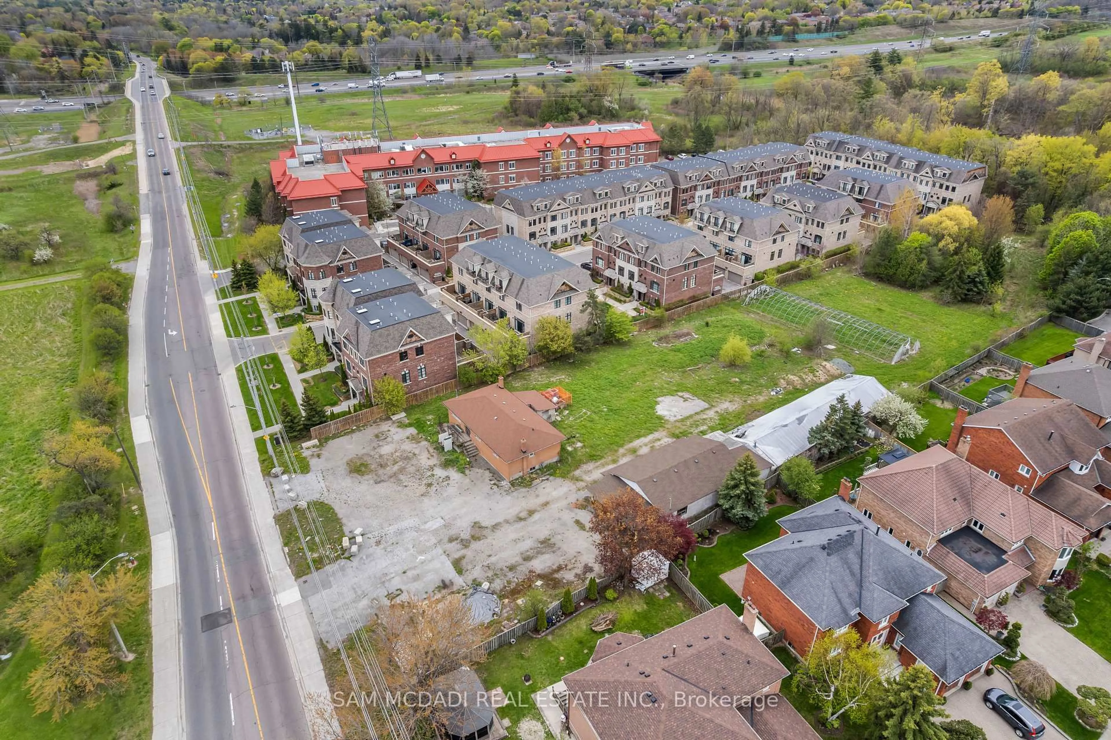 Unknown for 4410 Mississauga Rd, Mississauga Ontario L5M 7C8