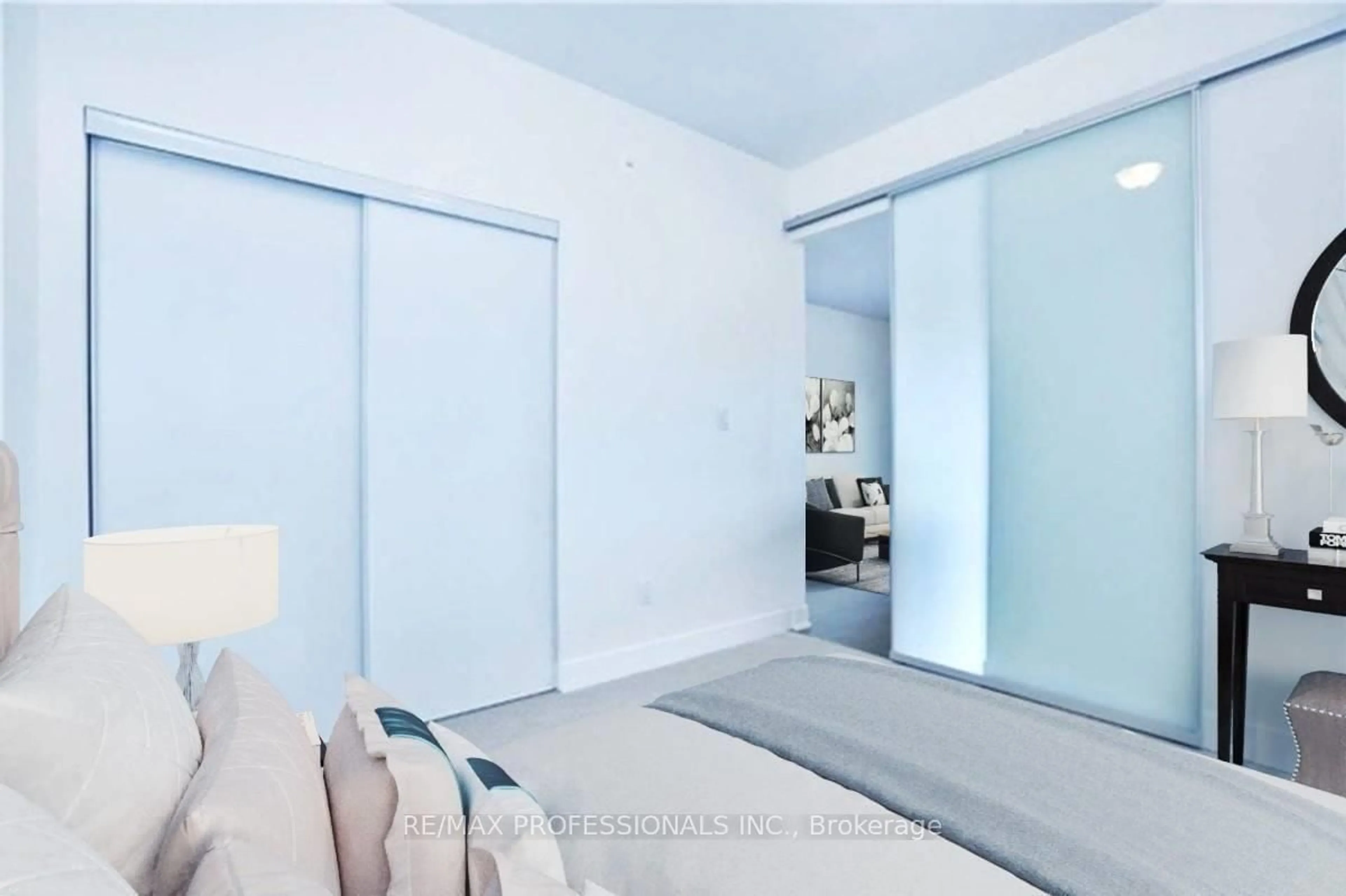 Unknown for 128 Garden Dr #323, Oakville Ontario L6K 0H7