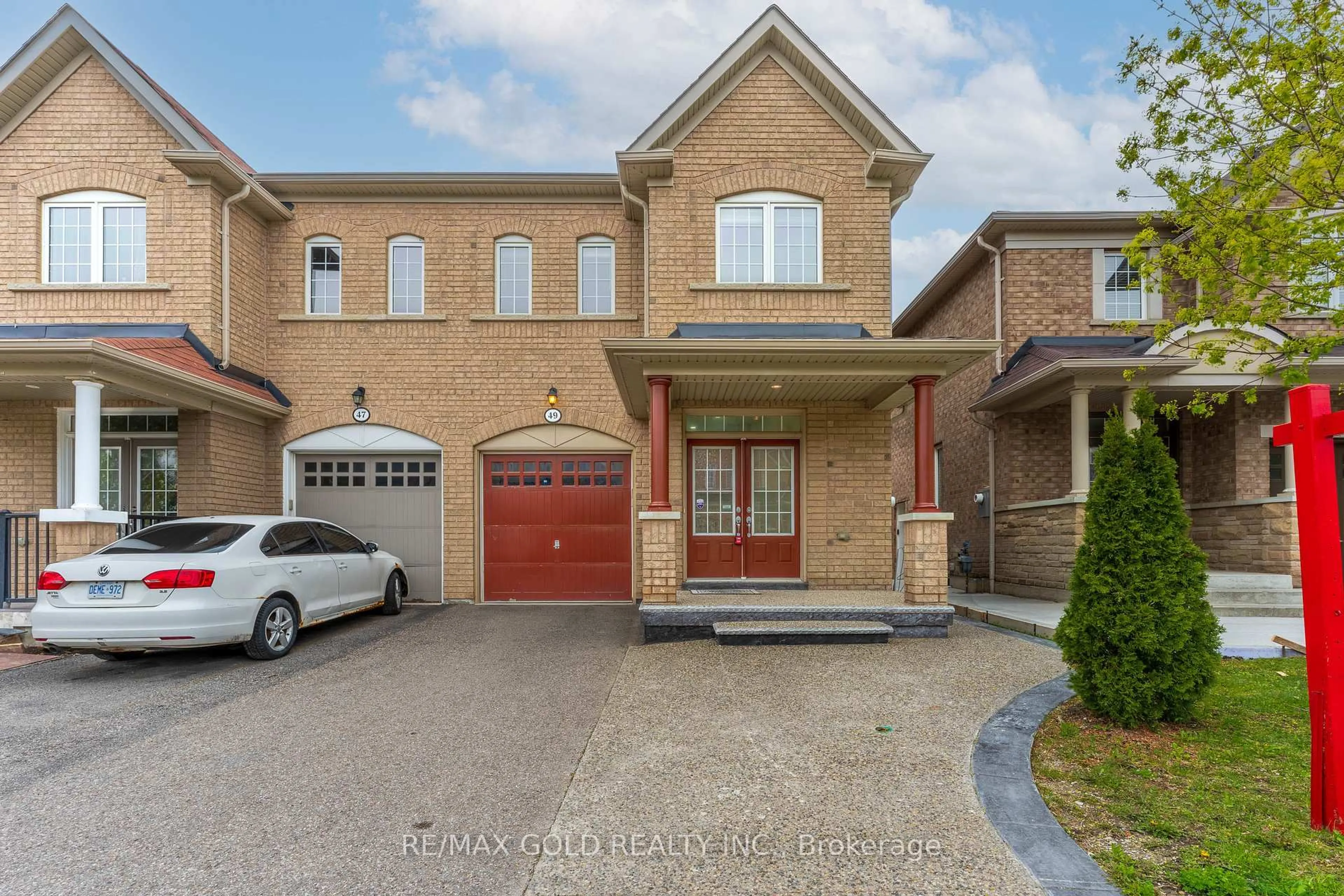 Unknown for 49 Pentonville Rd, Brampton Ontario L6R 3R7