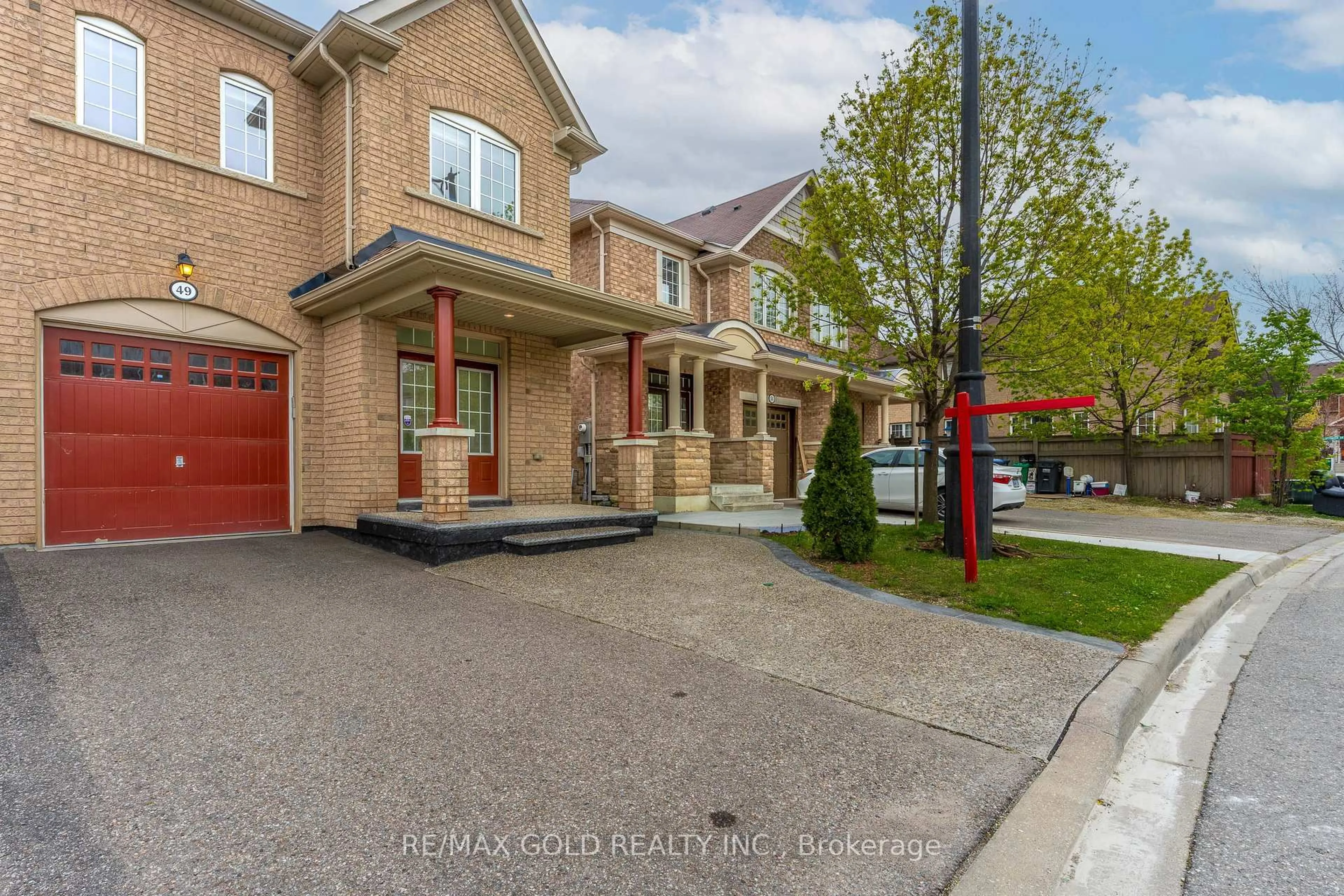 Unknown for 49 Pentonville Rd, Brampton Ontario L6R 3R7