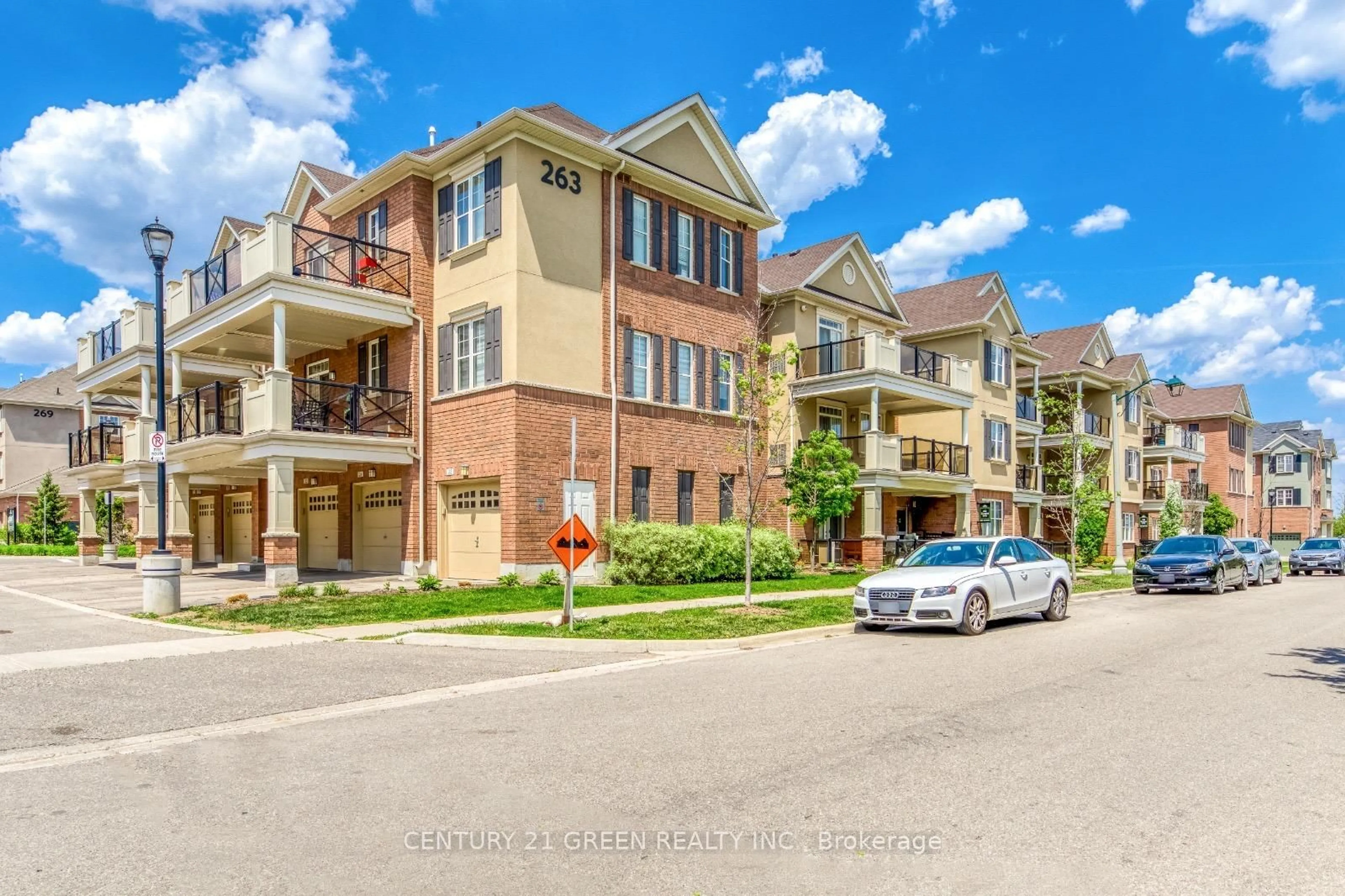 Unknown for 263 Georgian Dr #202, Oakville Ontario L6H 0L2