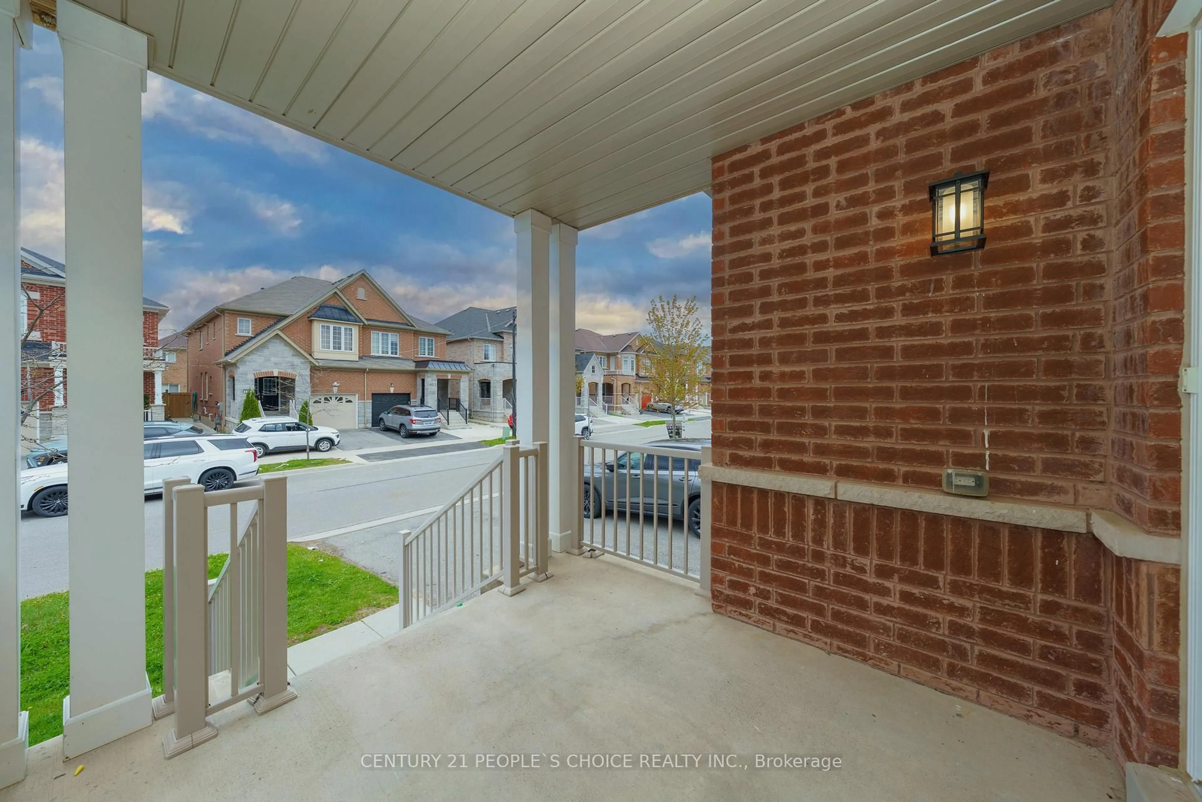 Unknown for 636 Mockridge Terr, Milton Ontario L9T 8W1