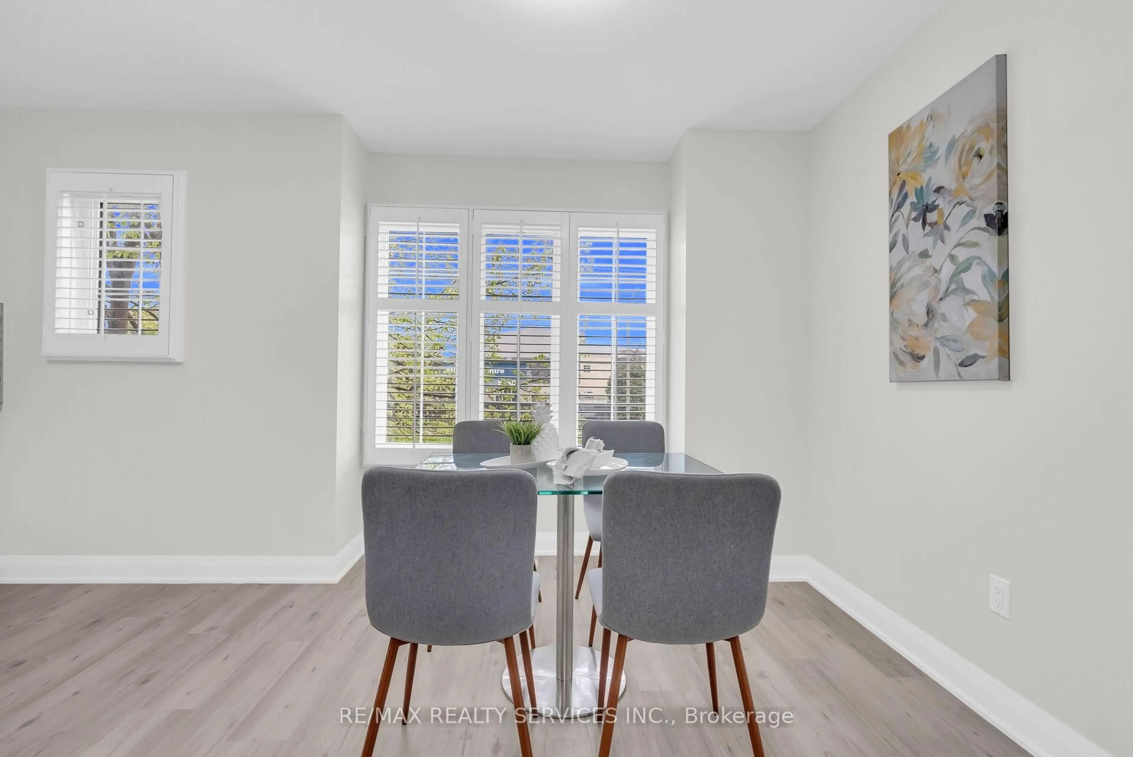 Dining room, unknown for 5110 Fairview St #28, Burlington Ontario L7L 7H6