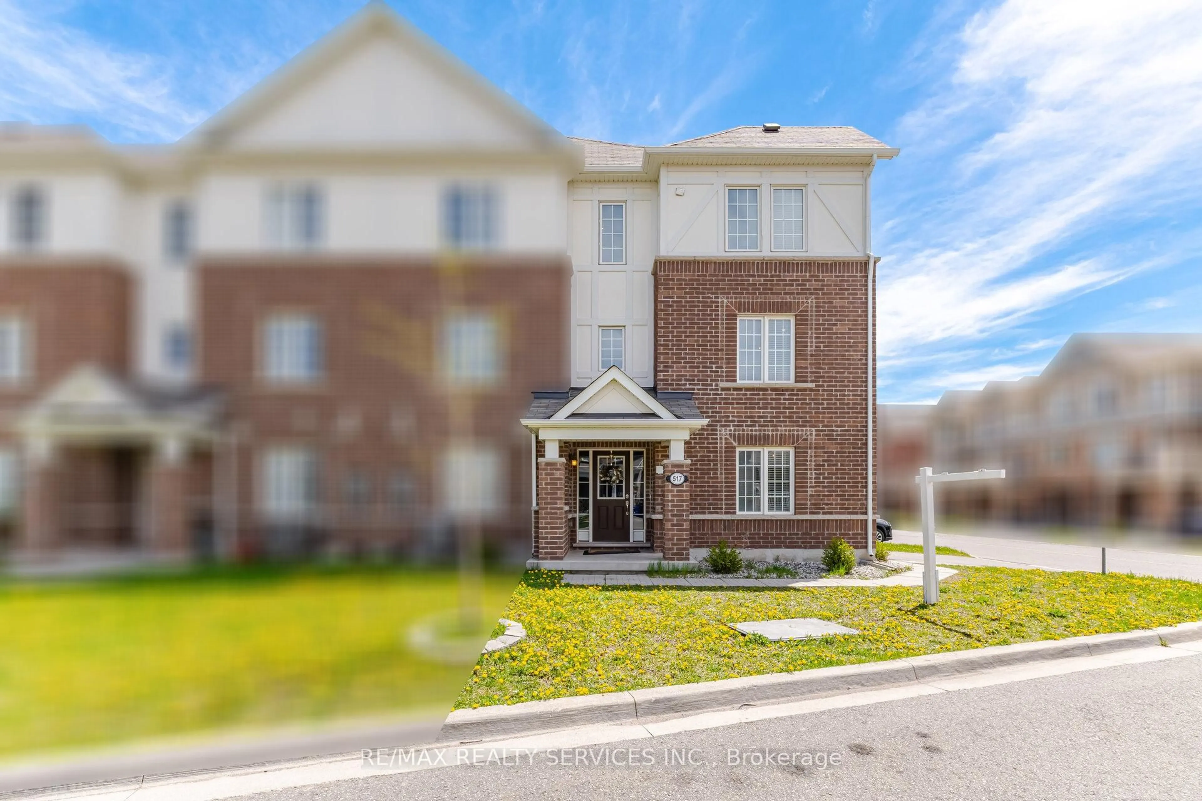 Home with brick exterior material, building for 517 Allport Gate, Milton Ontario L9T 9J2