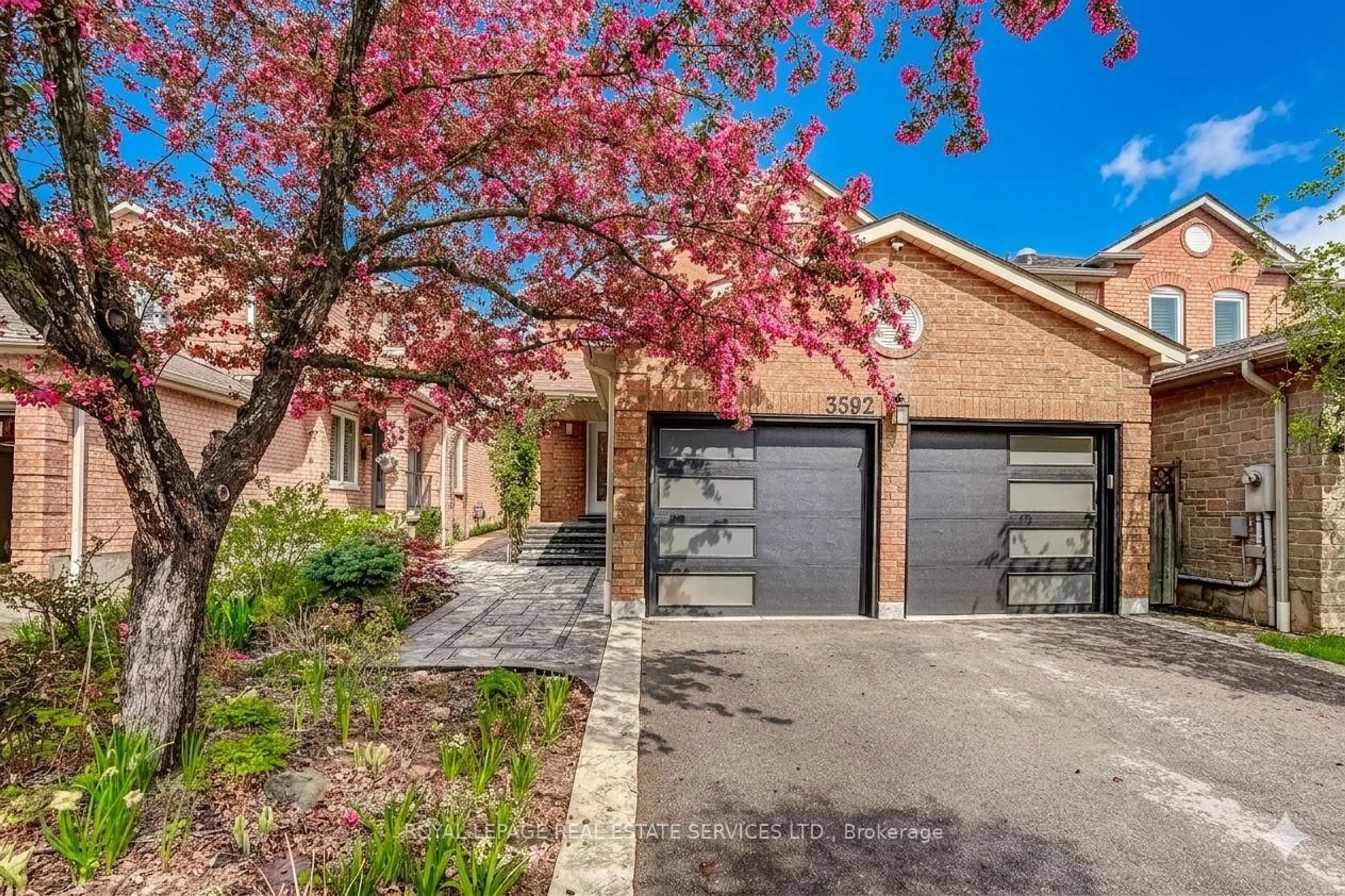Unknown for 3592 Cherrington Cres, Mississauga Ontario L5L 5C4