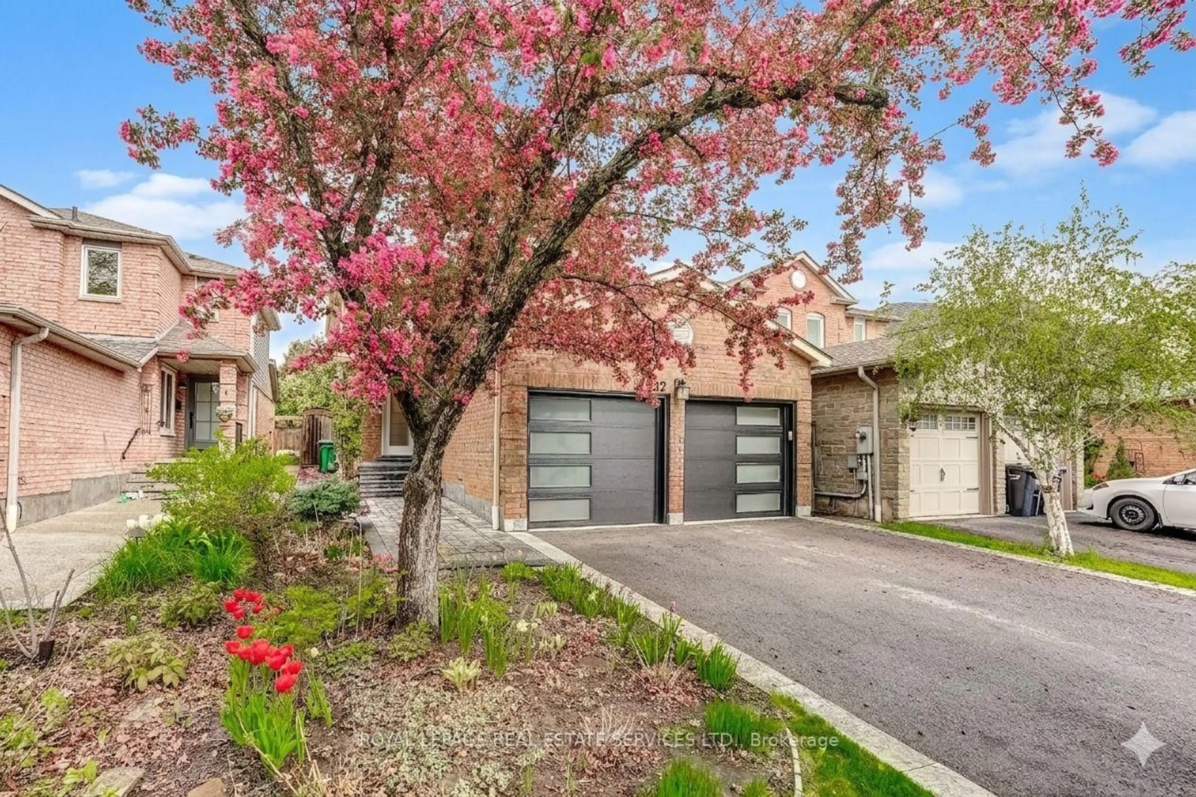 Unknown for 3592 Cherrington Cres, Mississauga Ontario L5L 5C4