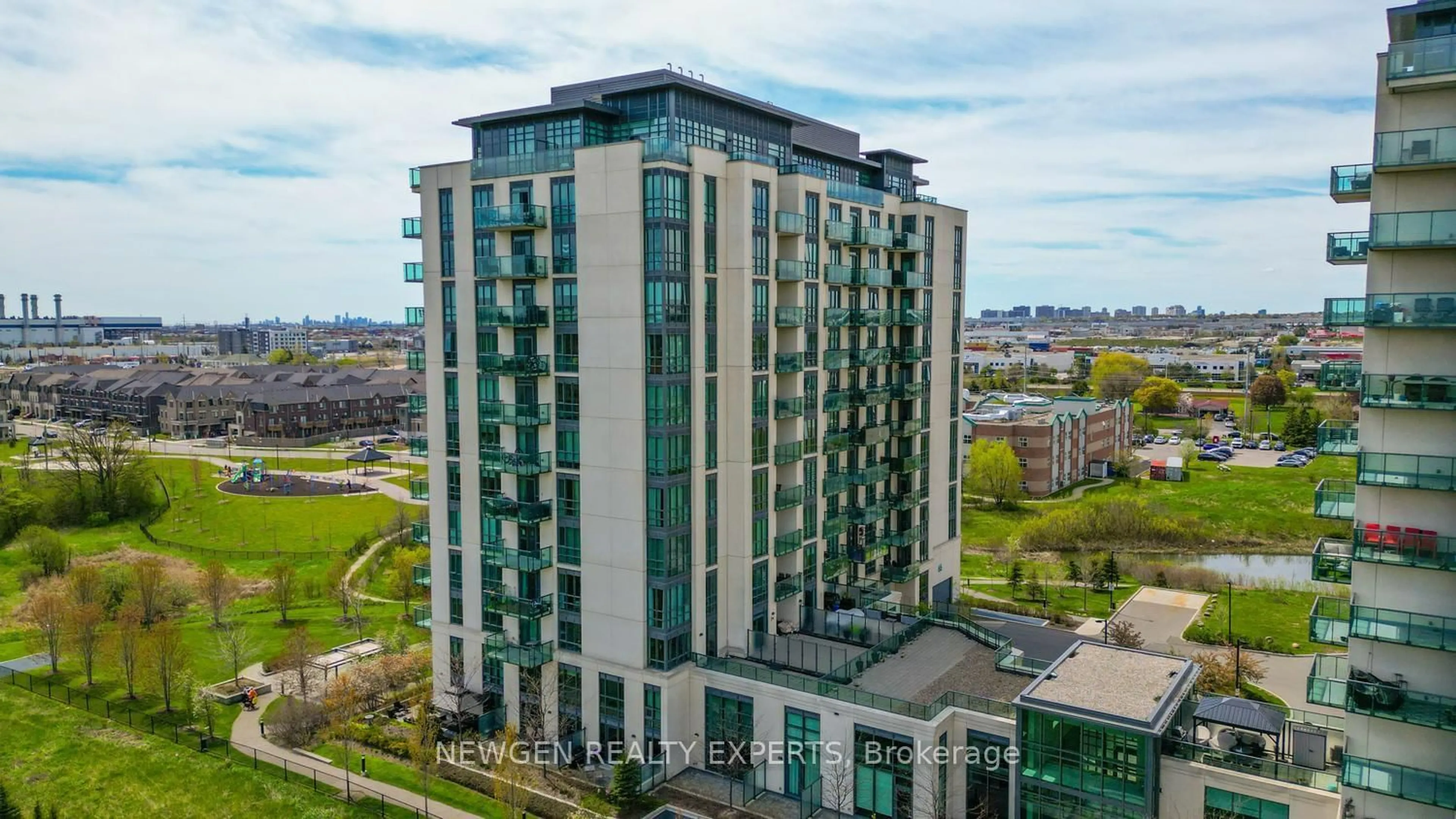 A pic from outside/outdoor area/front of a property/back of a property/a pic from drone, city buildings view from balcony for 65 Yorkland Blvd #808, Brampton Ontario L6P 4M5