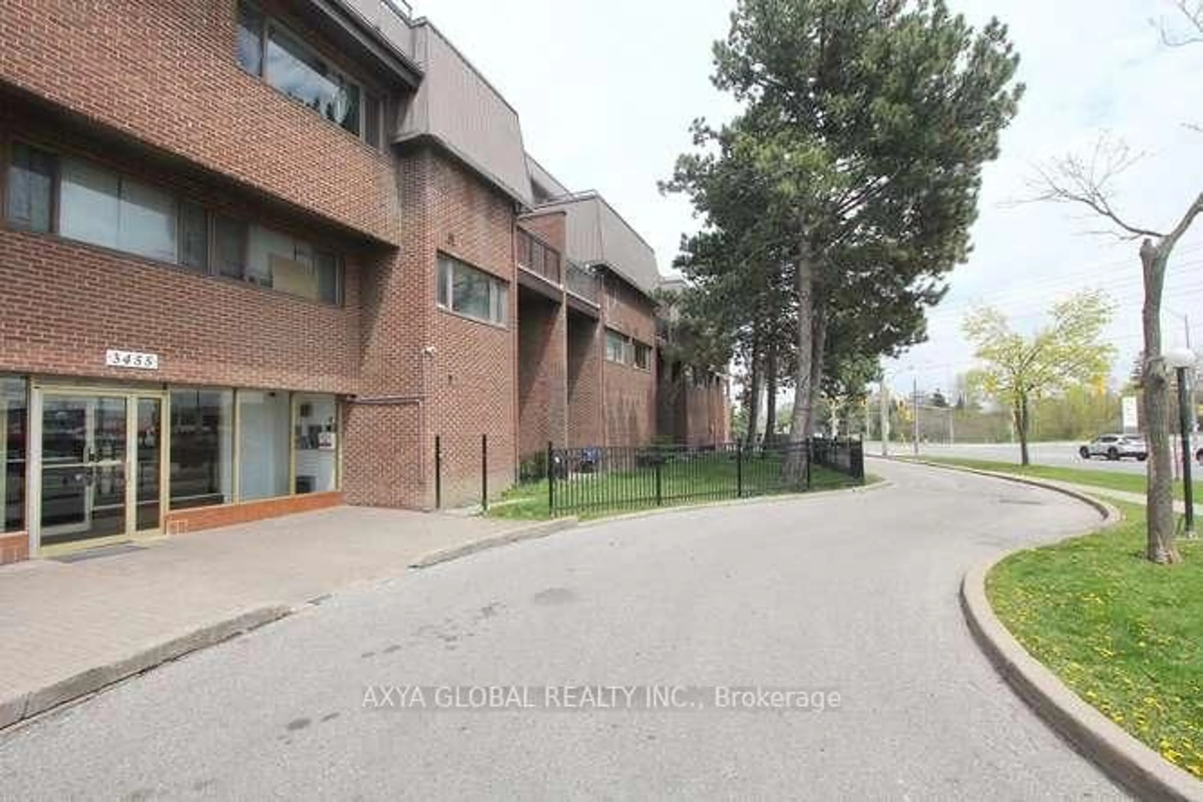 Unknown for 3455 Morning Star Dr #216, Mississauga Ontario L4T 3T9