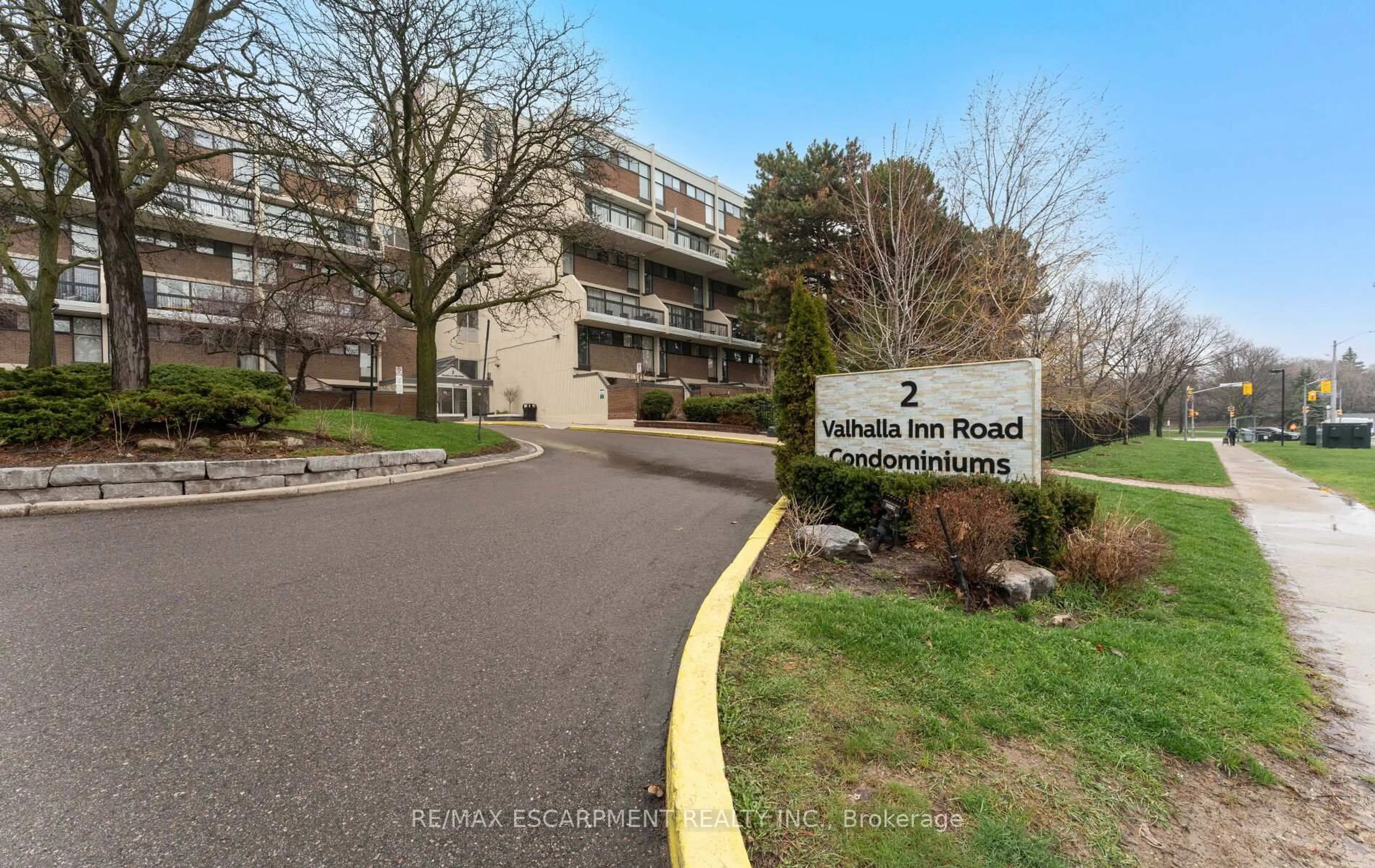 Unknown for 2 VALHALLA INN Rd #308C, Toronto Ontario M9B 6C3