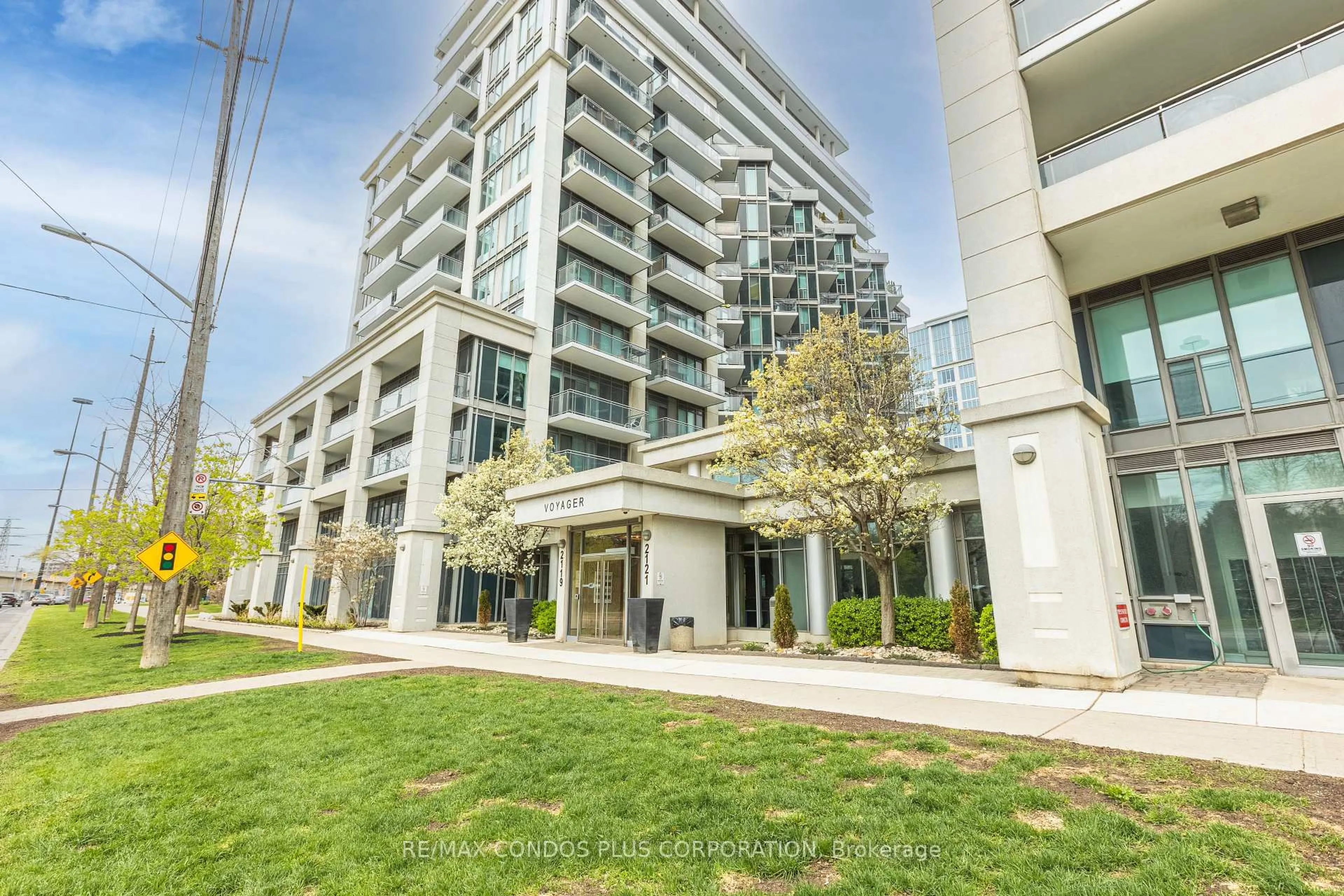 Patio, unknown for 2119 Lake Shore Blvd #317, Toronto Ontario M8V 4E8