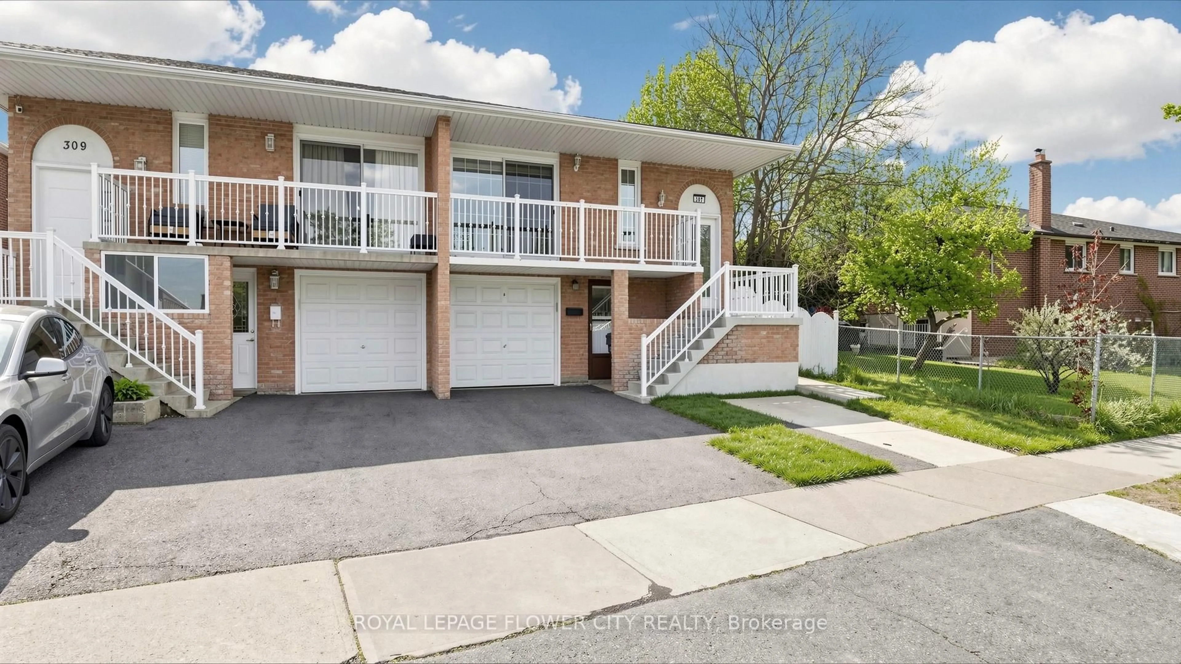 Unknown for 307 Royal Salisbury Way, Brampton Ontario L6V 3G4