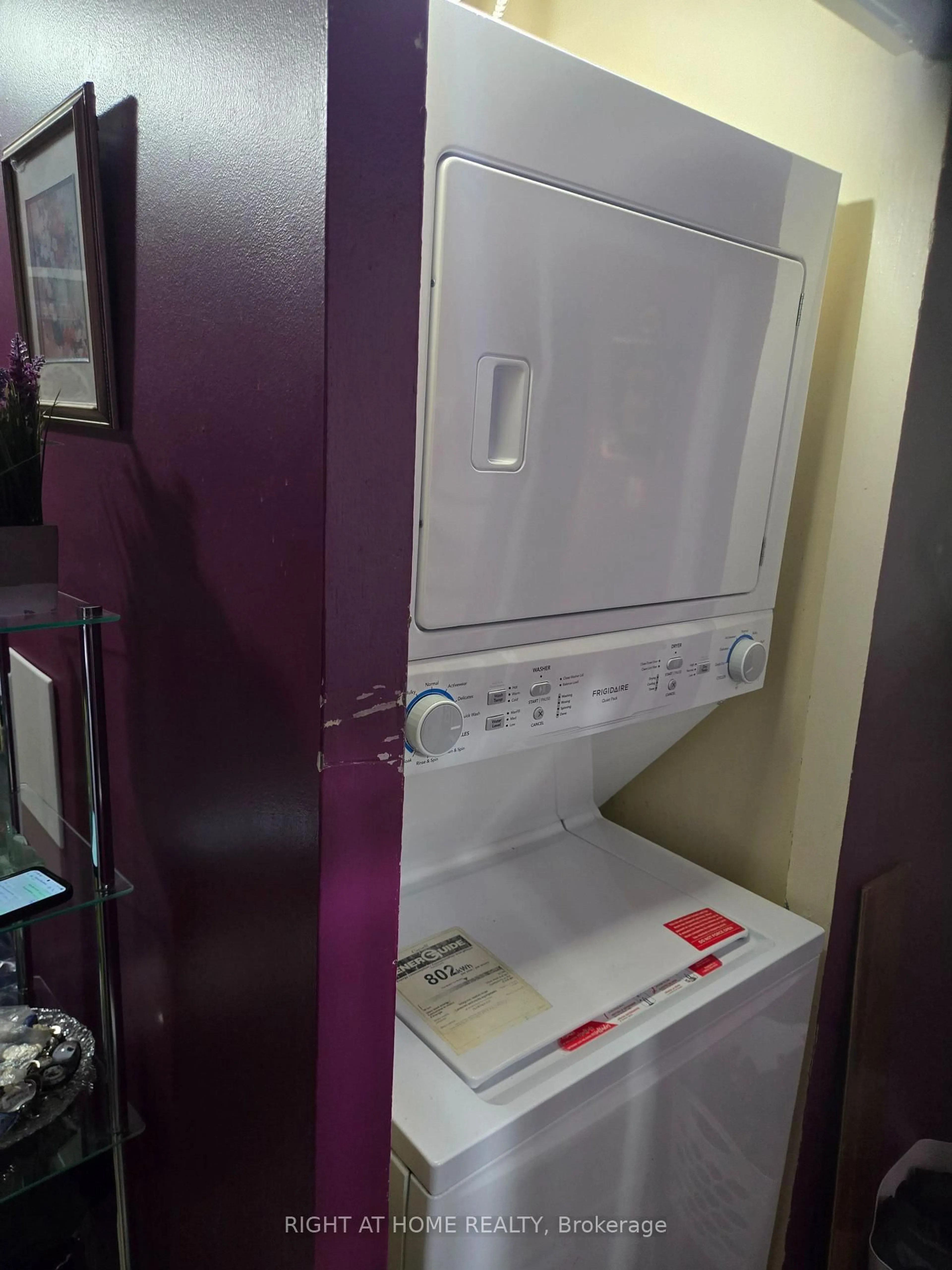 Laundry room for 50 Mississauga Valley Blvd #114, Mississauga Ontario L5A 3S2