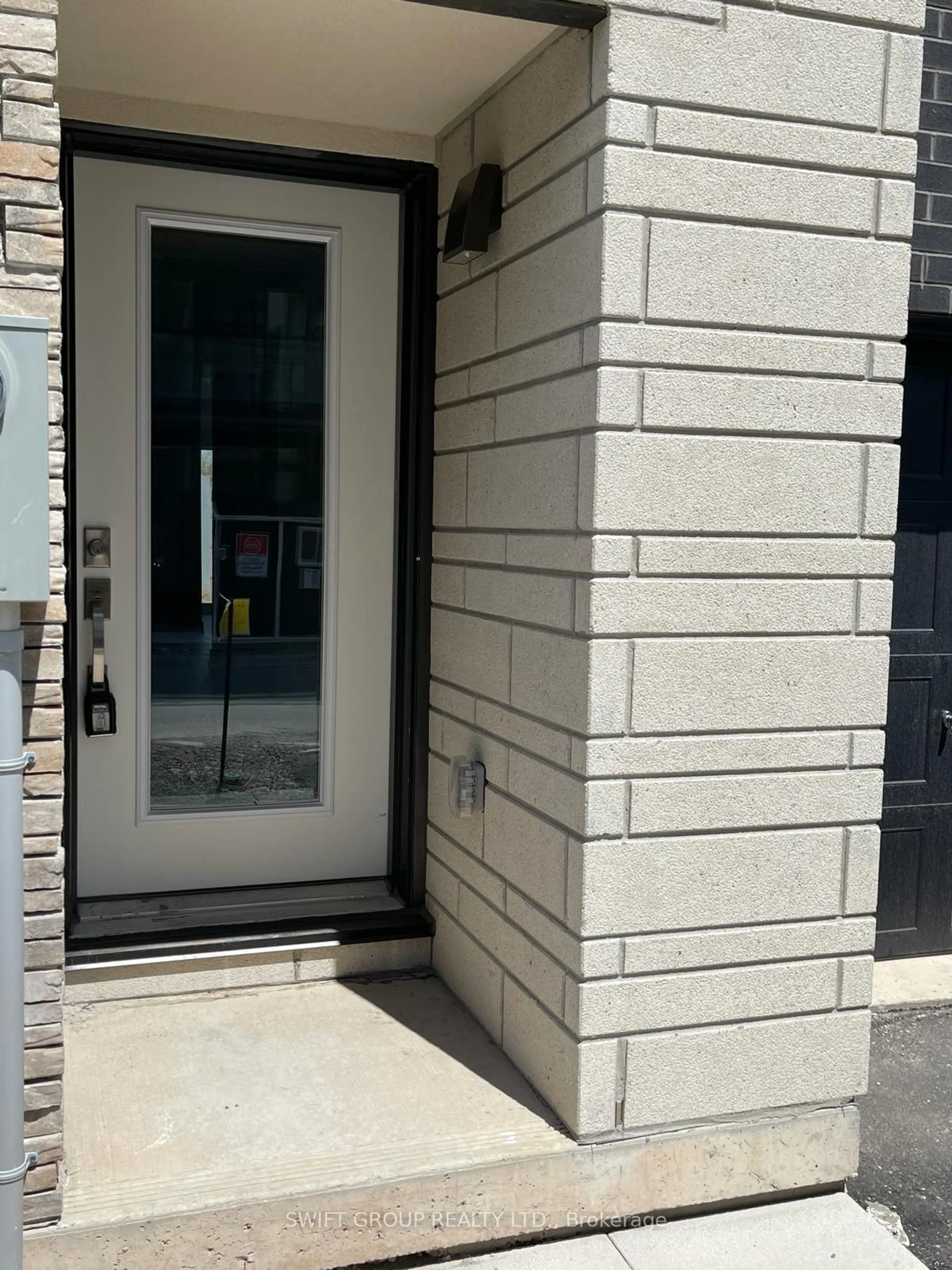 Unknown for 1121 Cooke Blvd #92, Burlington Ontario L7T 0C4