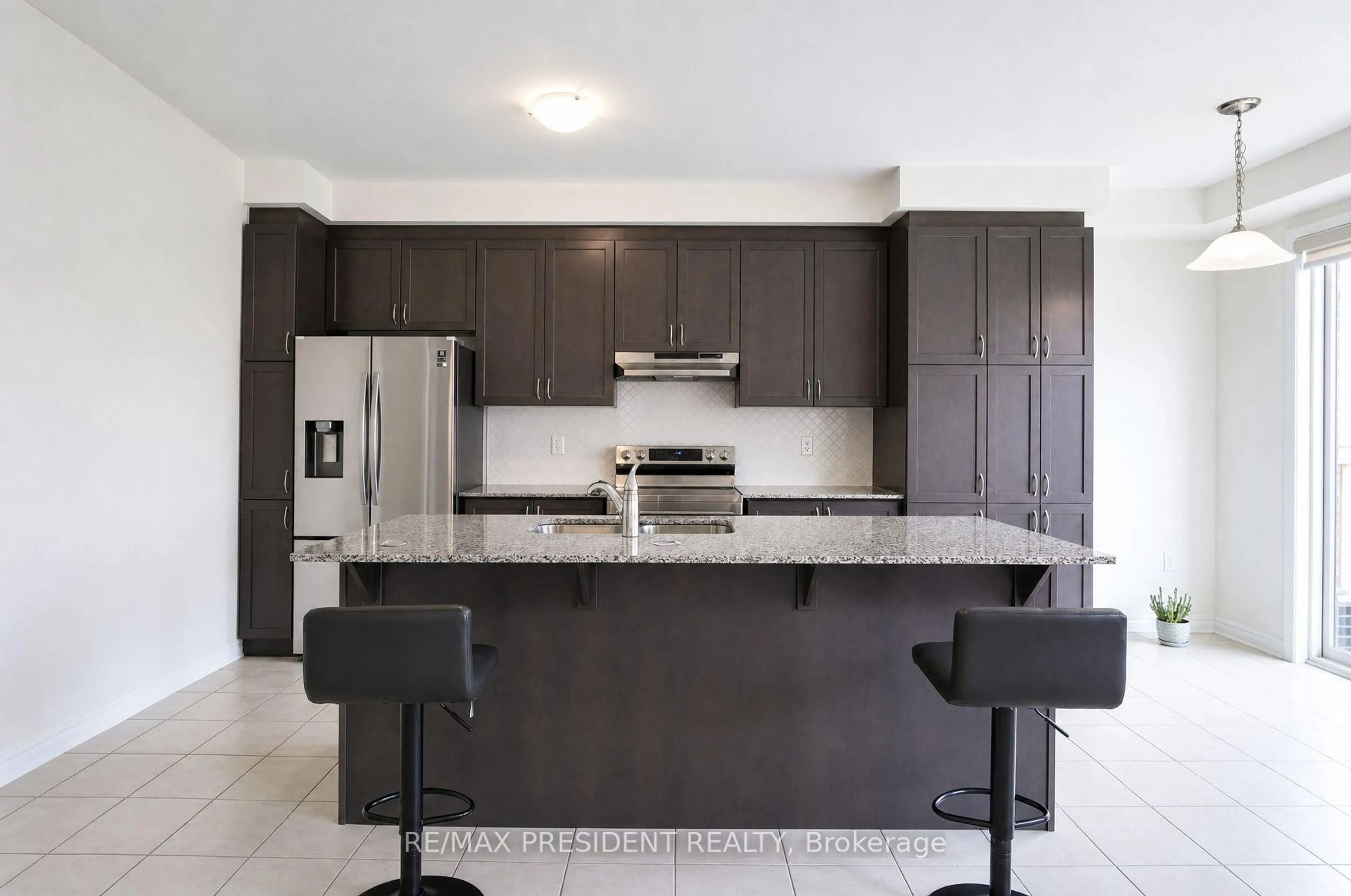 Contemporary kitchen, ceramic/tile floor for 34 Eberly Woods Dr, Caledon Ontario L7C 4J2