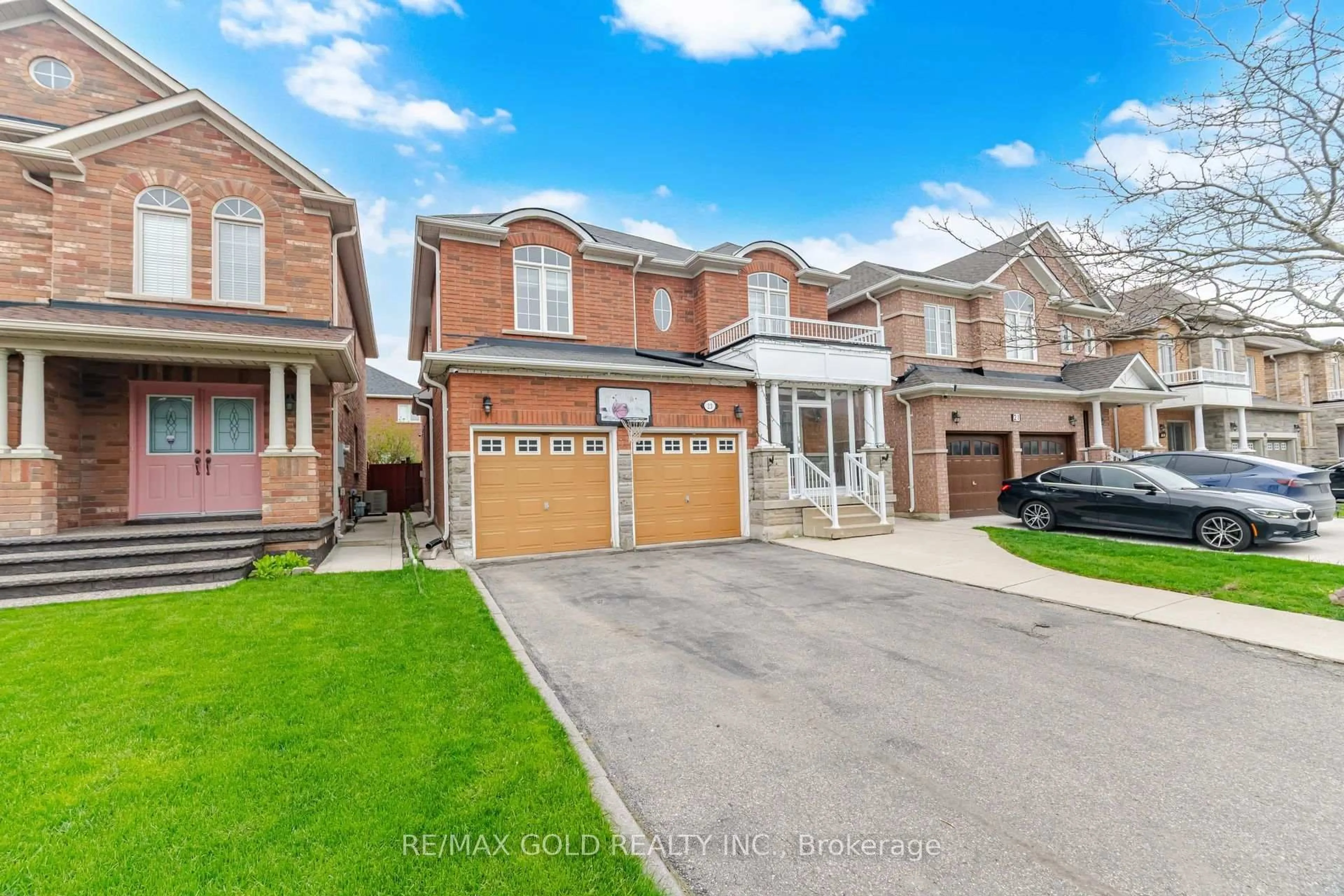 Unknown for 23 Millsborough Rd, Brampton Ontario L6P 2A1