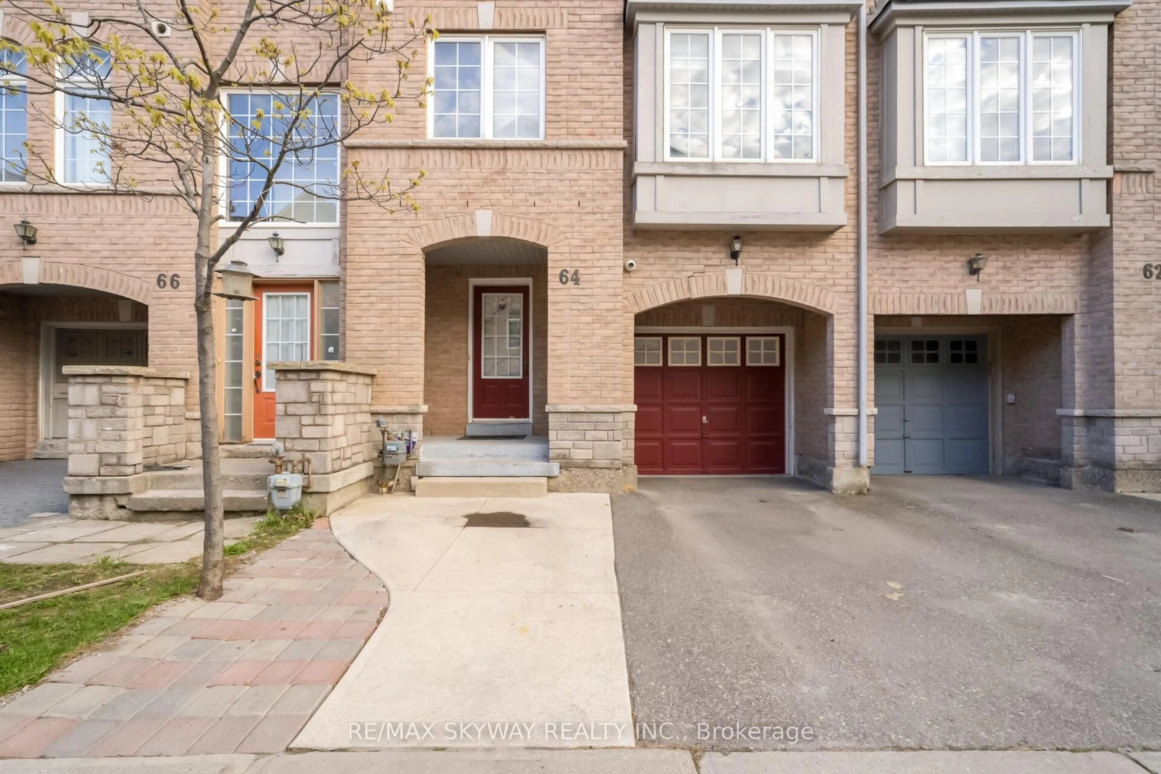 Unknown for 64 Bernard Ave, Brampton Ontario L6Y 5S4