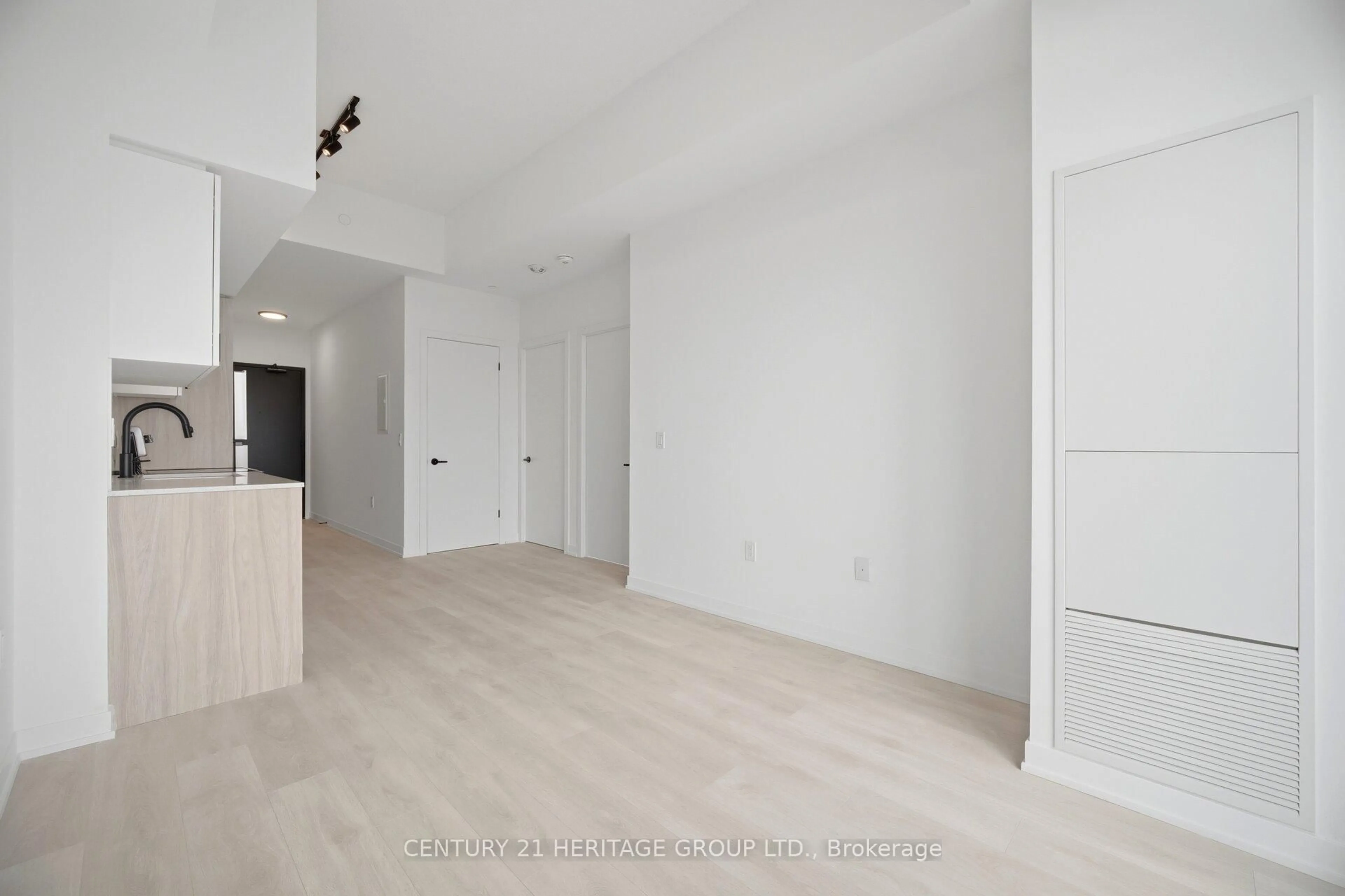 A pic of a room for 4878 POWERS COMMON Blvd #C1601, Burlington Ontario L7M 2B4