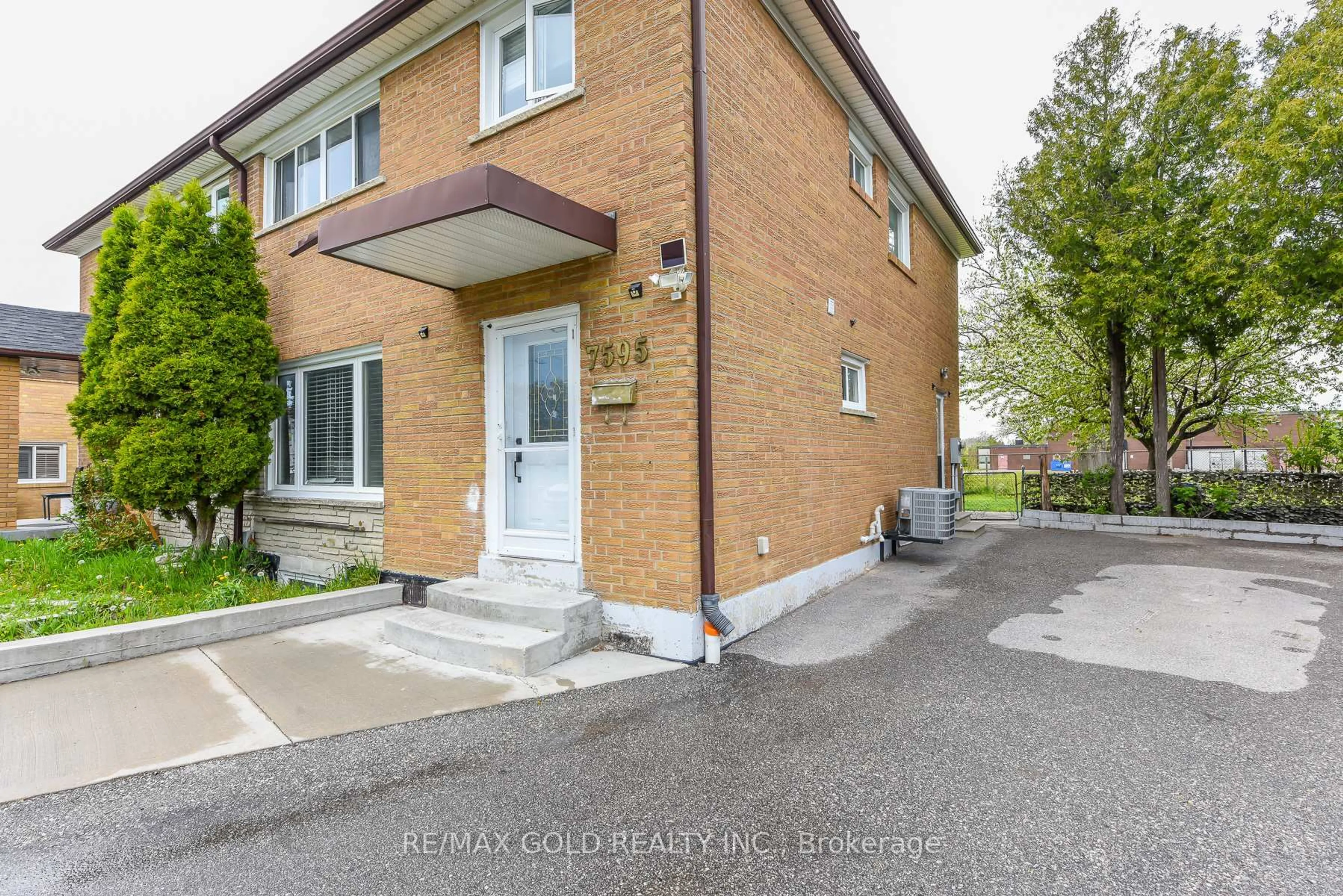 Unknown for 7595 Wrenwood Cres, Mississauga Ontario L4T 2V8