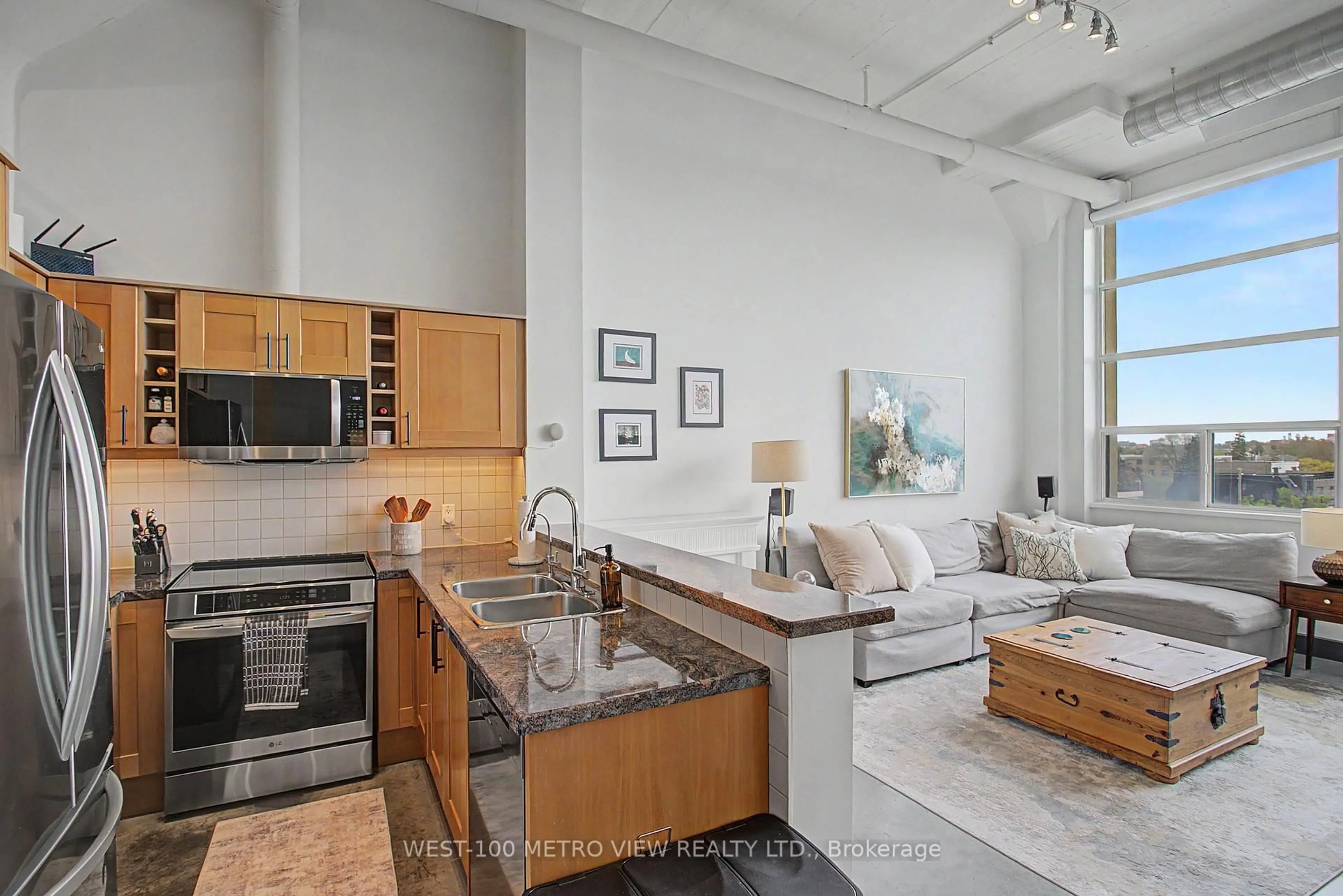 Open concept kitchen, unknown for 1001 Roselawn Ave #415, Toronto Ontario M6B 4M4