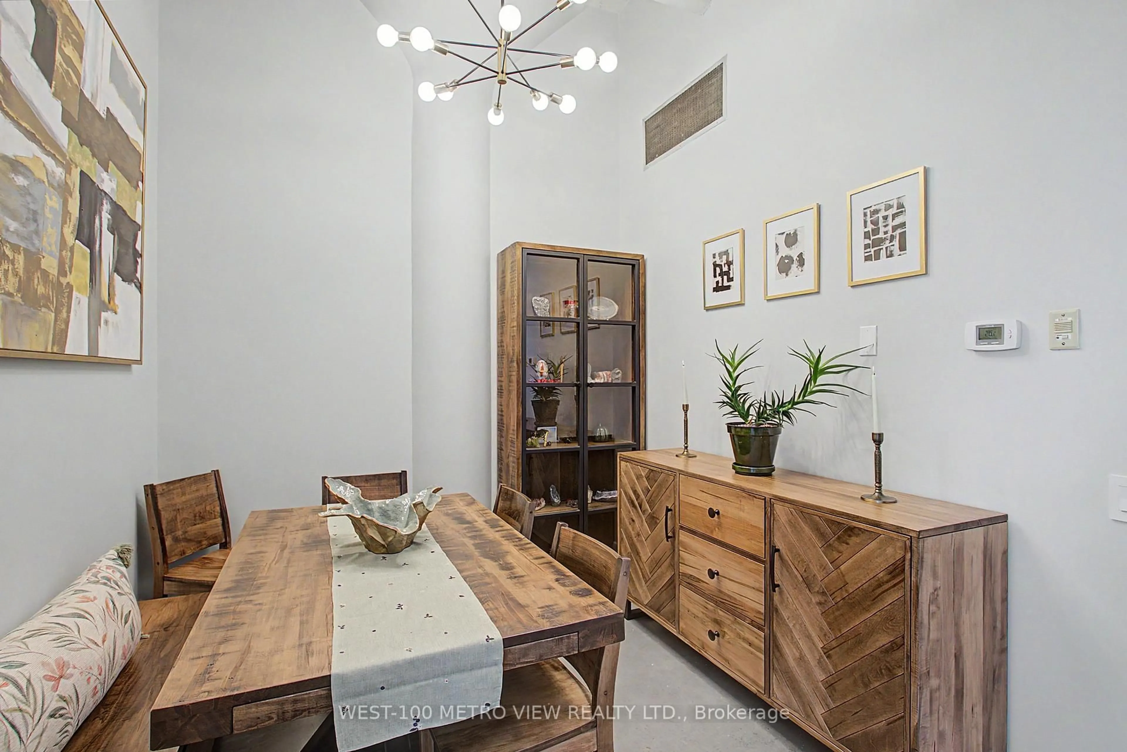 Dining room, unknown for 1001 Roselawn Ave #415, Toronto Ontario M6B 4M4