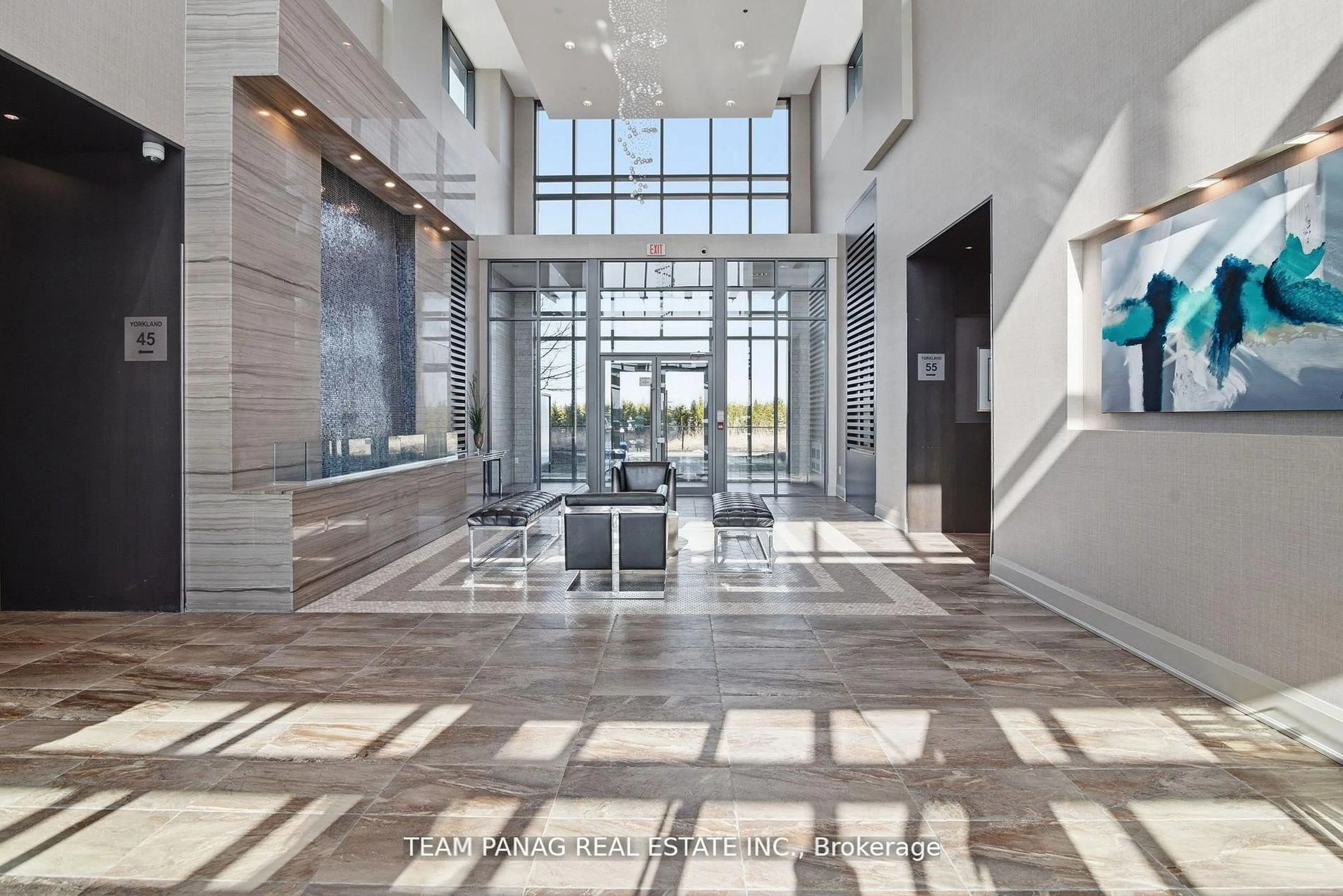 Indoor foyer for 45 Yorkland Blvd #209, Brampton Ontario L6P 4B4