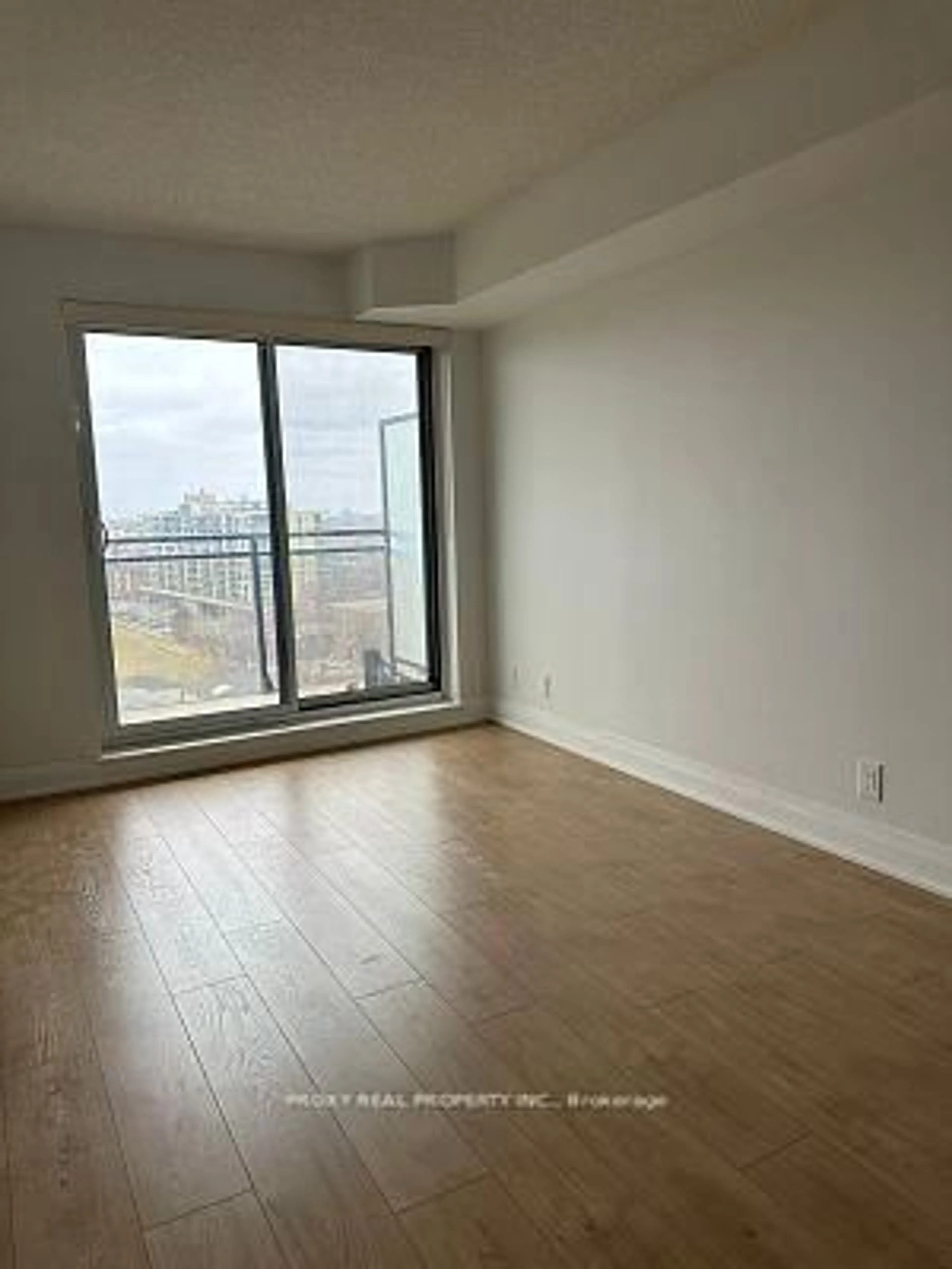 A pic of a room for 1 De Boers Dr #1009, Toronto Ontario M3J 0G8