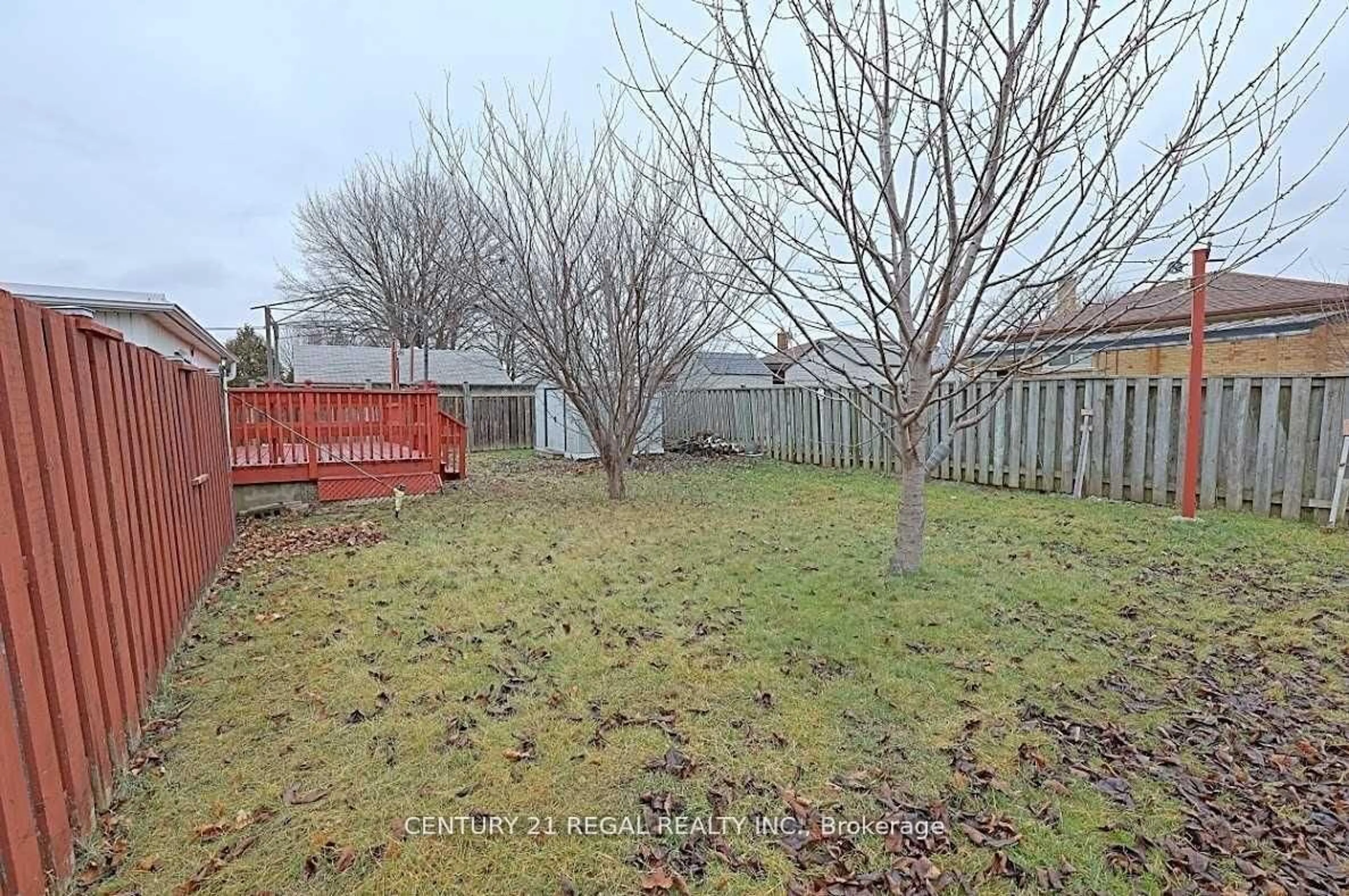 A pic from outside/outdoor area/front of a property/back of a property/a pic from drone, street for 9 Guiness Ave, Toronto Ontario M9W 3L1