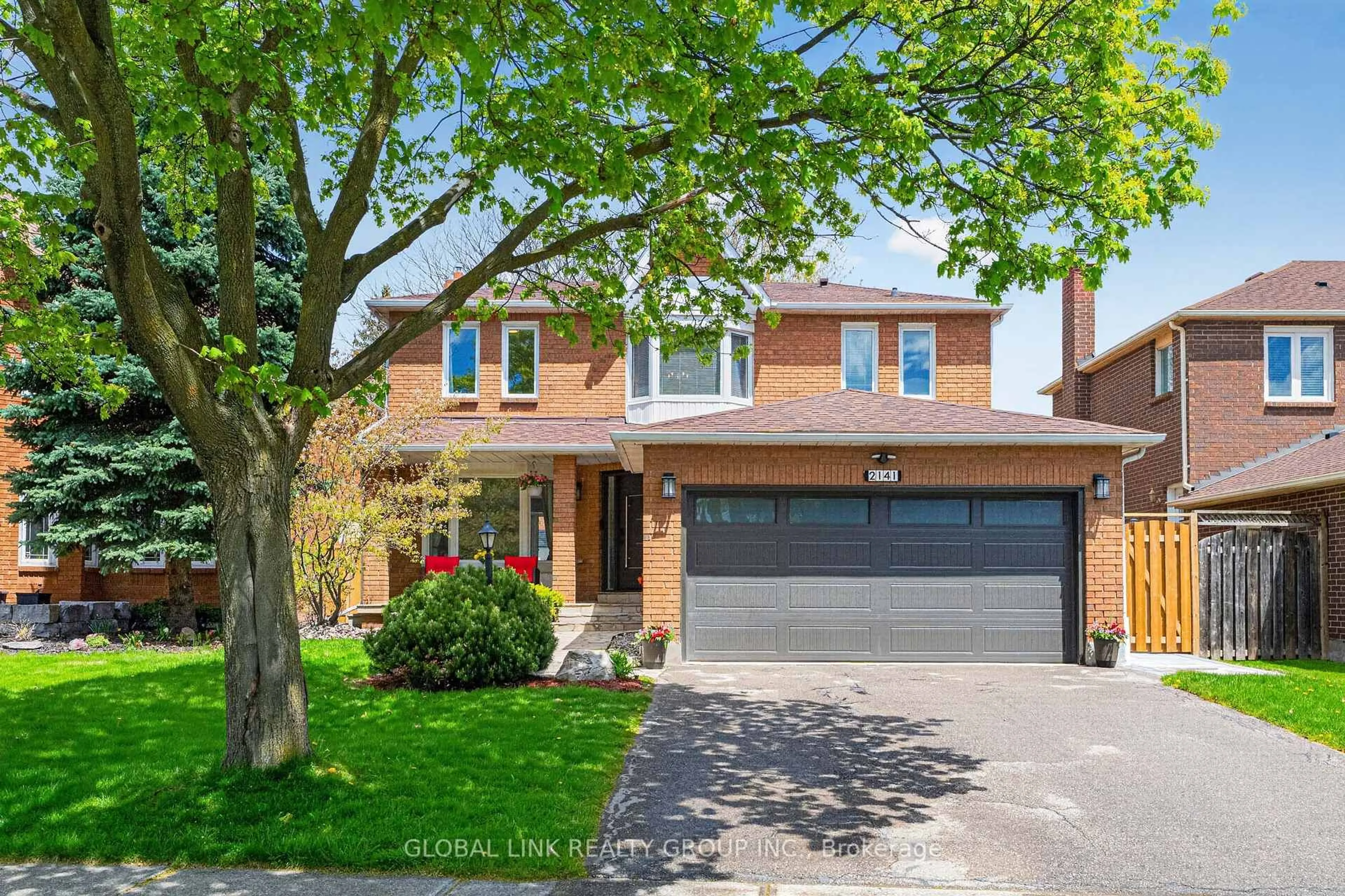 Home with brick exterior material, street for 2141 Galena Cres, Oakville Ontario L6H 4B1